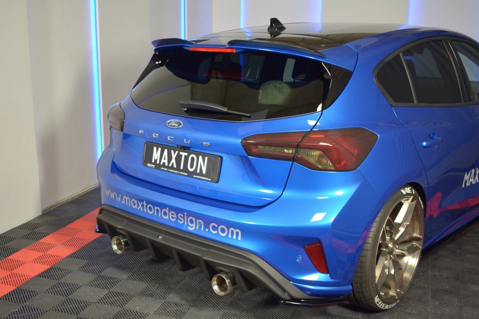 Maxton Design - Spoiler V3 für Ford Focus Hatchback ST - Line Mk4 - Aerowerk.