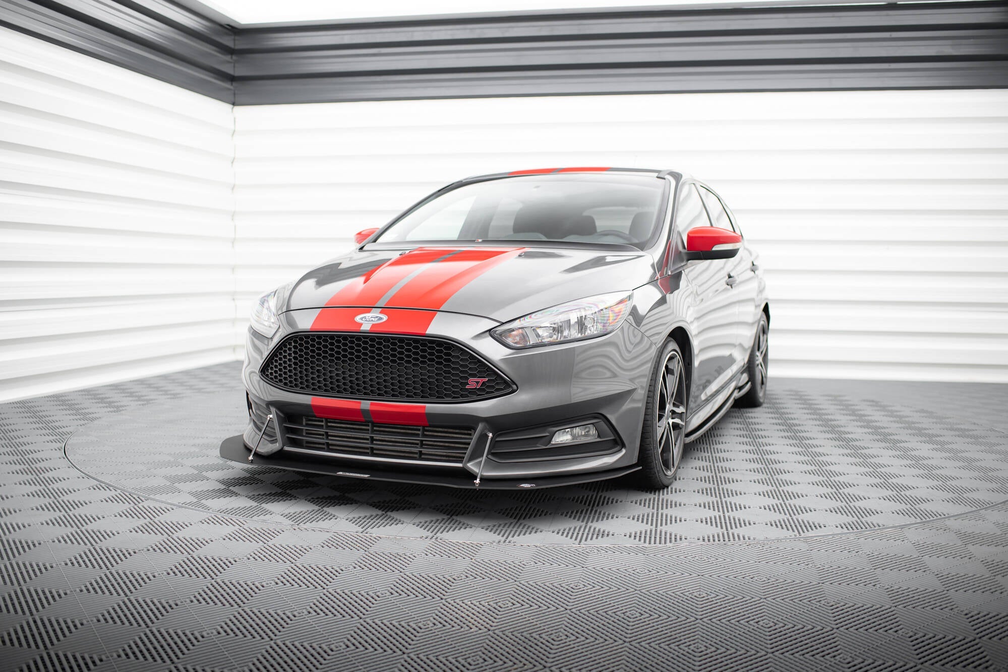Maxton Design - Sport Frontlippe V1 für Ford Focus ST Mk3 FL - Aerowerk.