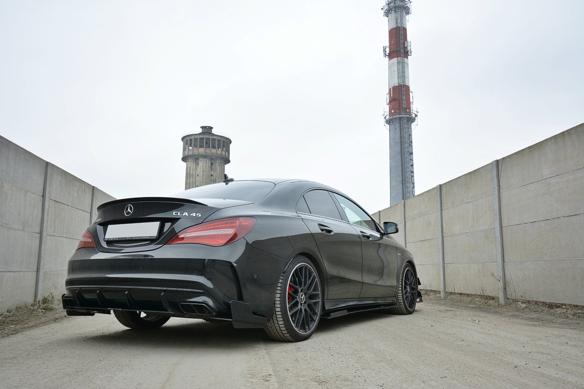 Maxton Design - SPORT Heck Ansatz Flaps Diffusor für Mercedes CLA A45 AMG C117 Facelift - Aerowerk.
