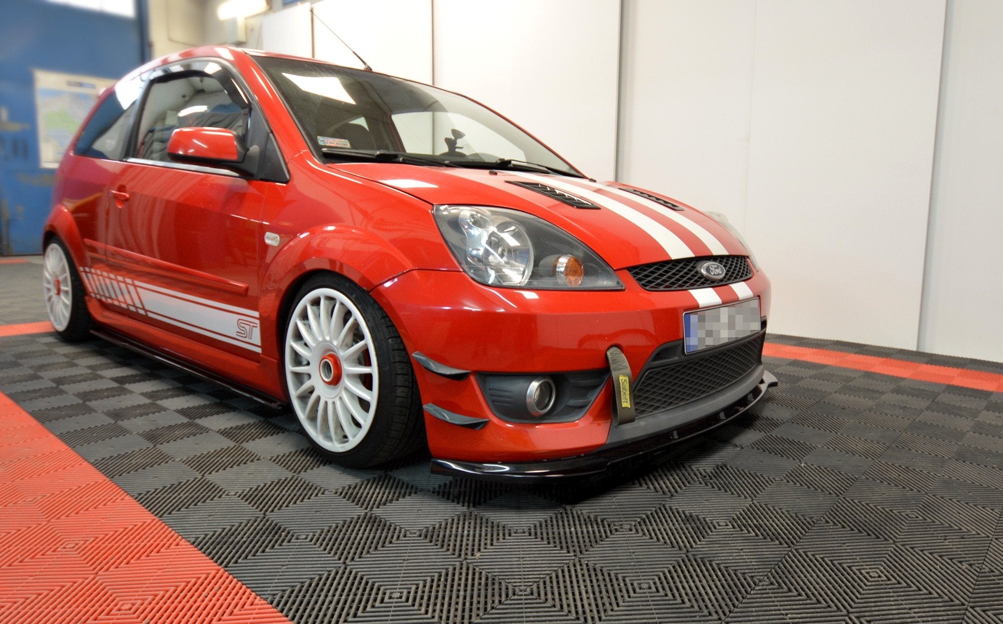 Maxton Design - Stoßstangen Flaps Wings vorne Canards für Ford Fiesta ST Mk6 - Aerowerk.