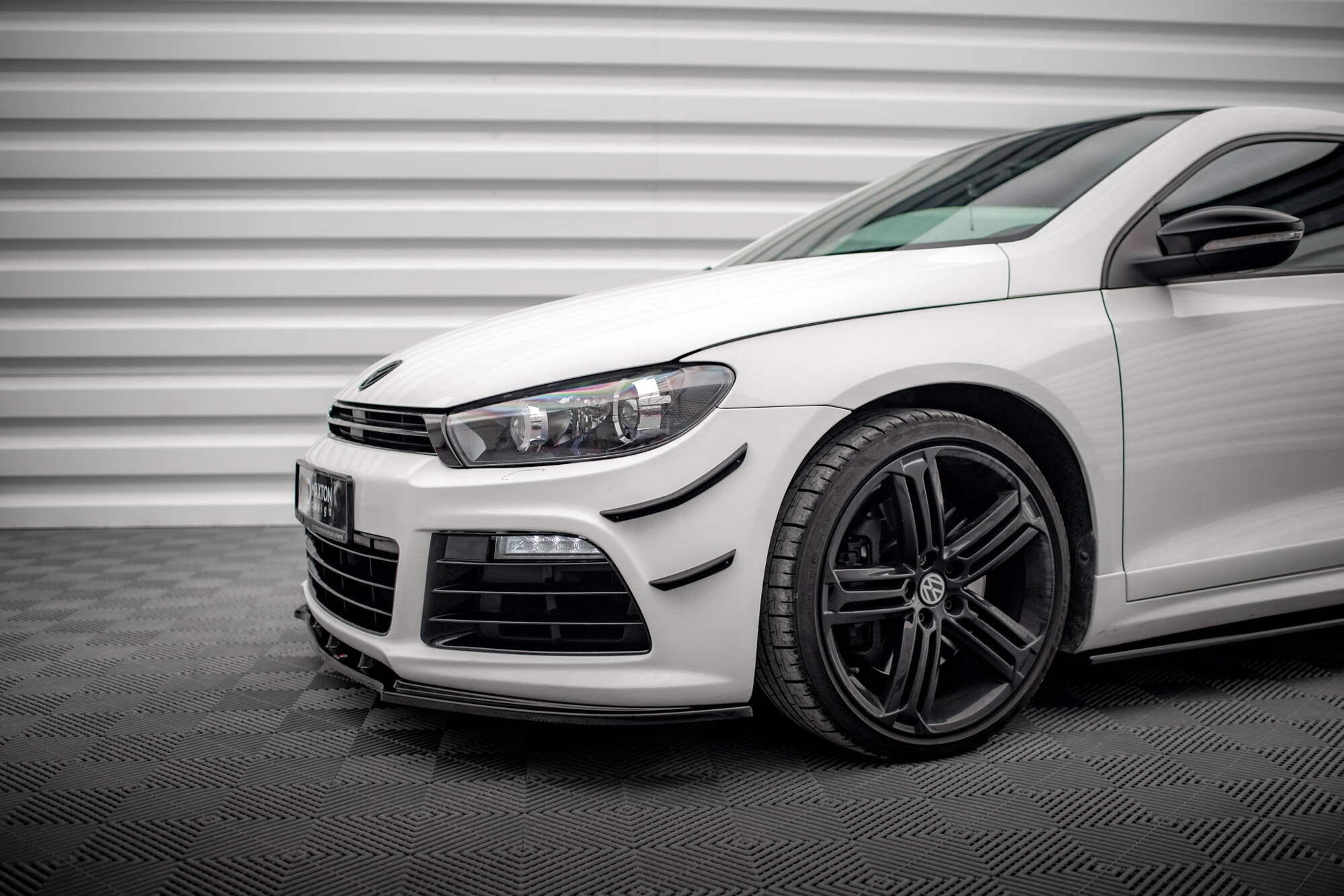 Maxton Design - Stoßstangen Flaps Wings vorne Canards für VW Scirocco R Mk3 - Aerowerk.