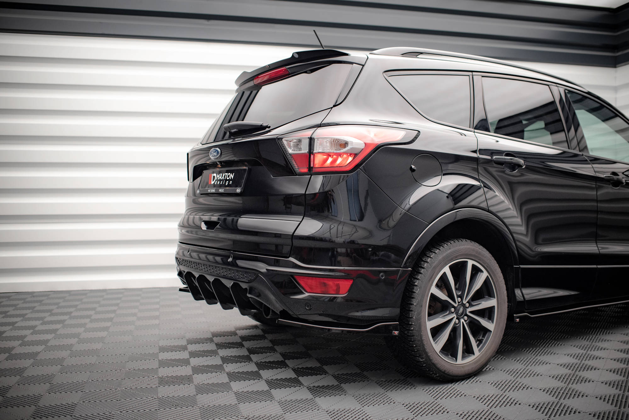 Maxton Design - Street Pro Diffusor für Ford Escape ST - Line Mk3 - Aerowerk.
