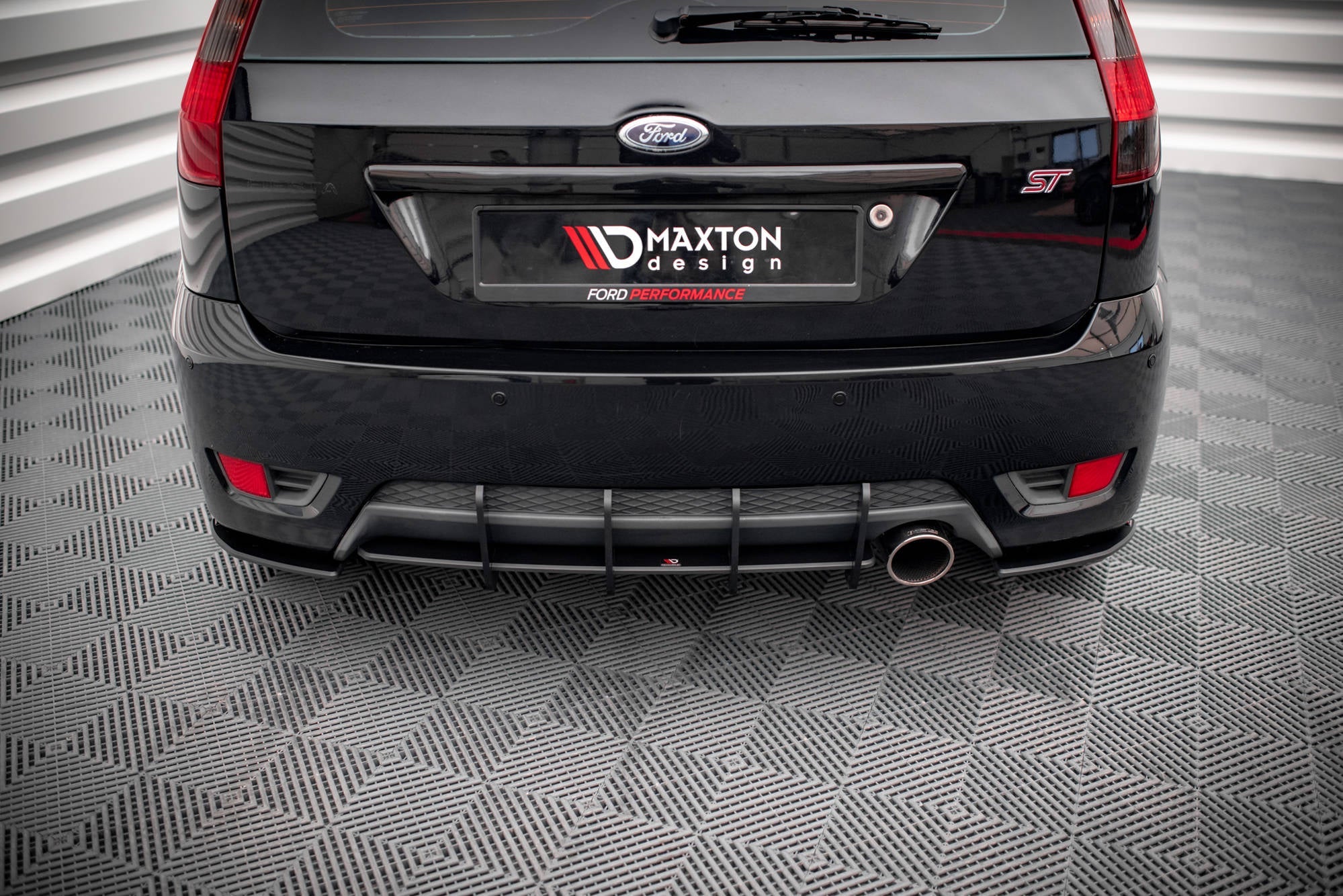 Maxton Design - Street Pro Diffusor für Ford Fiesta ST Mk6 - Aerowerk.