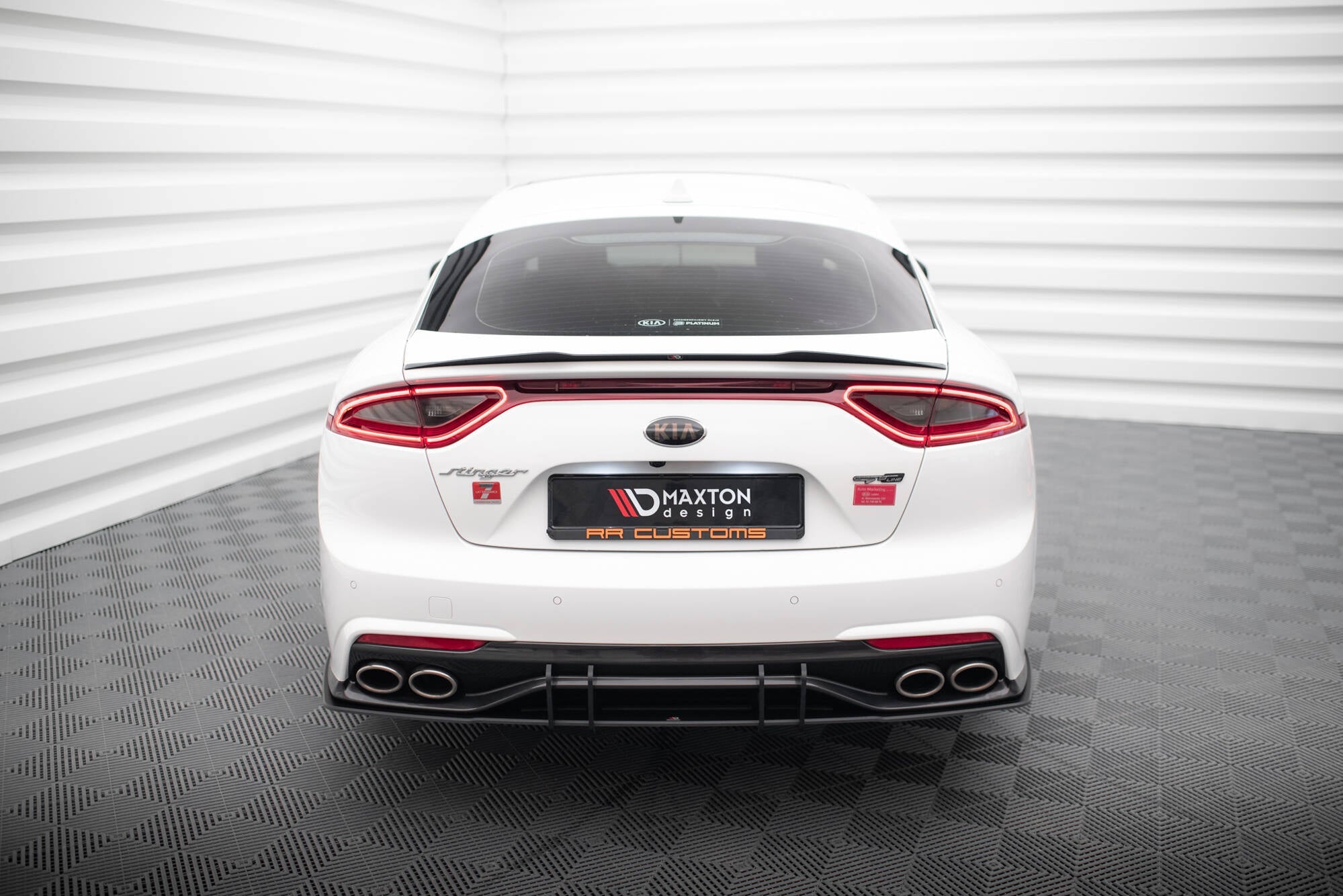 Maxton Design - Street Pro Diffusor für Kia Stinger Mk1 - Aerowerk.