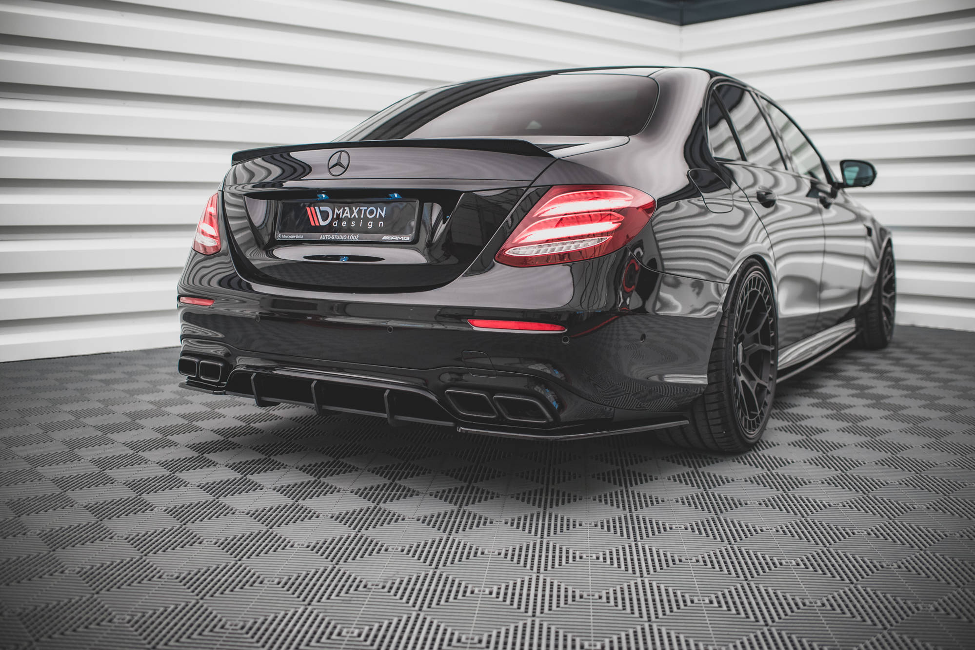 Maxton Design - Street Pro Diffusor für Mercedes - Benz E63 AMG Kombi/Limousine S213/W213 - Aerowerk.