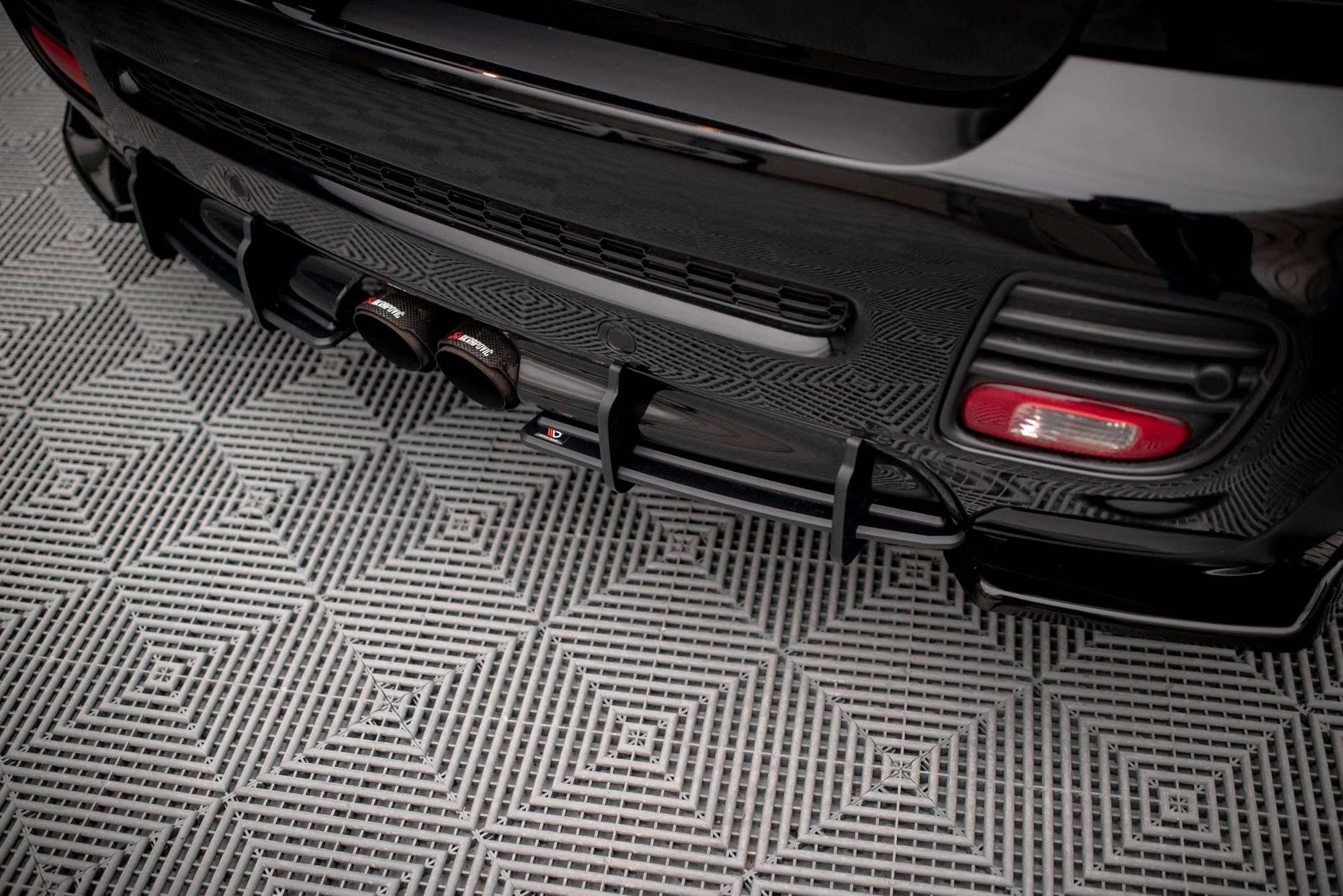 Maxton Design - Street Pro Diffusor für Mini Cooper John Cooper Works R56 - Aerowerk.