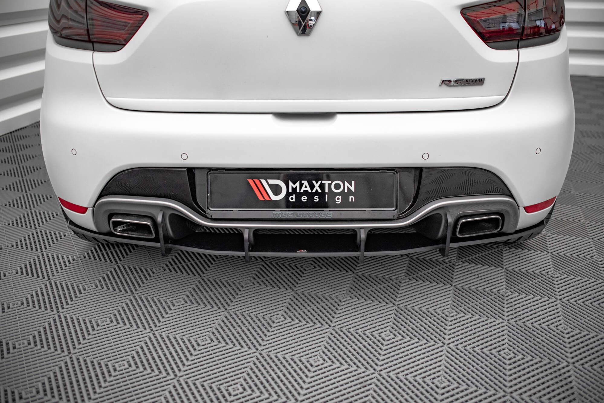 Maxton Design - Street Pro Diffusor für Renault Clio RS Mk4 - Aerowerk.