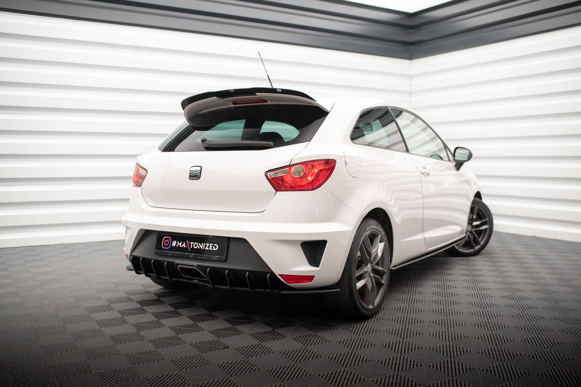 Maxton Design - Street Pro Diffusor für Seat Ibiza Cupra Sport Coupe Mk4 - Aerowerk.