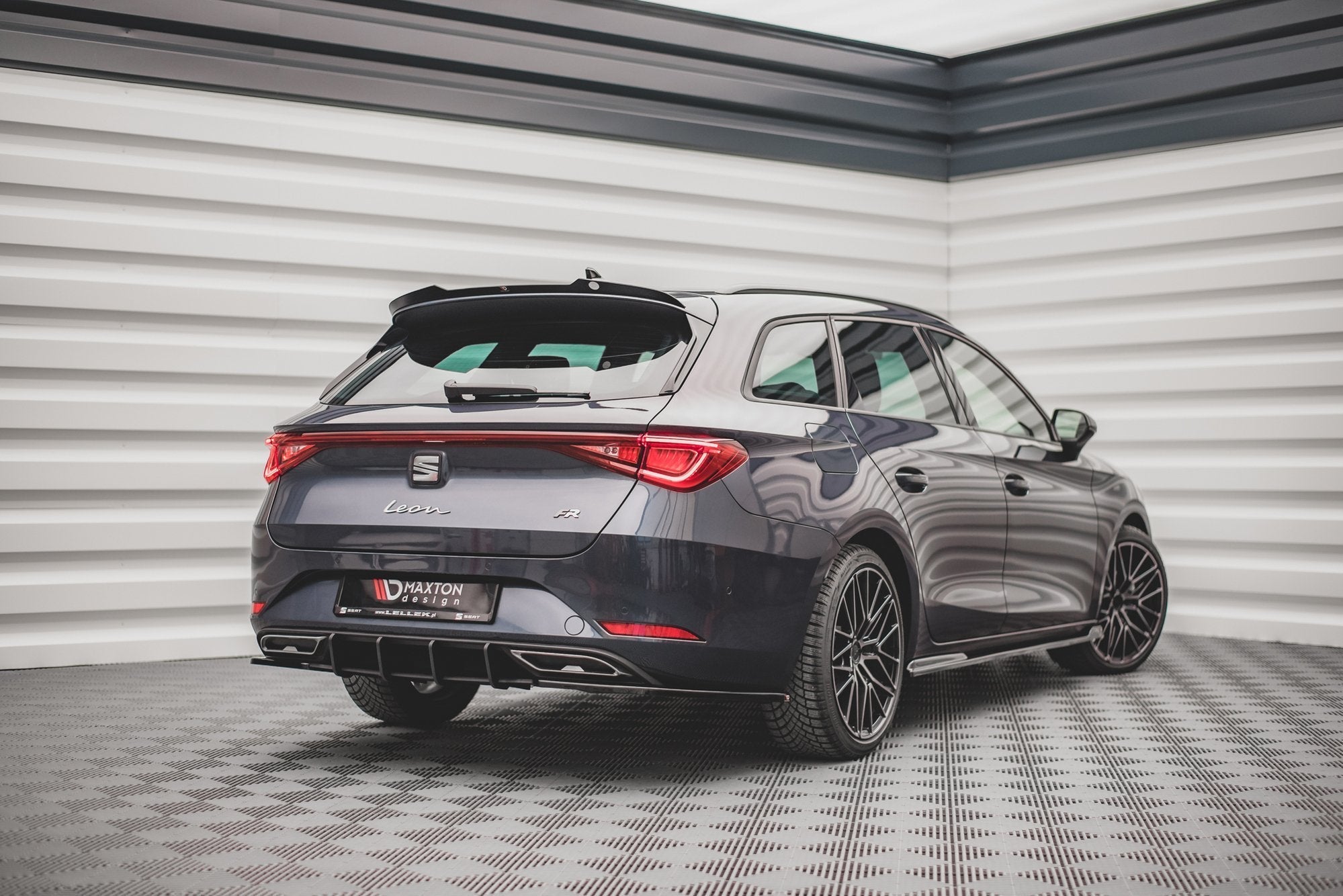 Maxton Design - Street Pro Diffusor für Seat Leon FR ST Mk4 - Aerowerk.