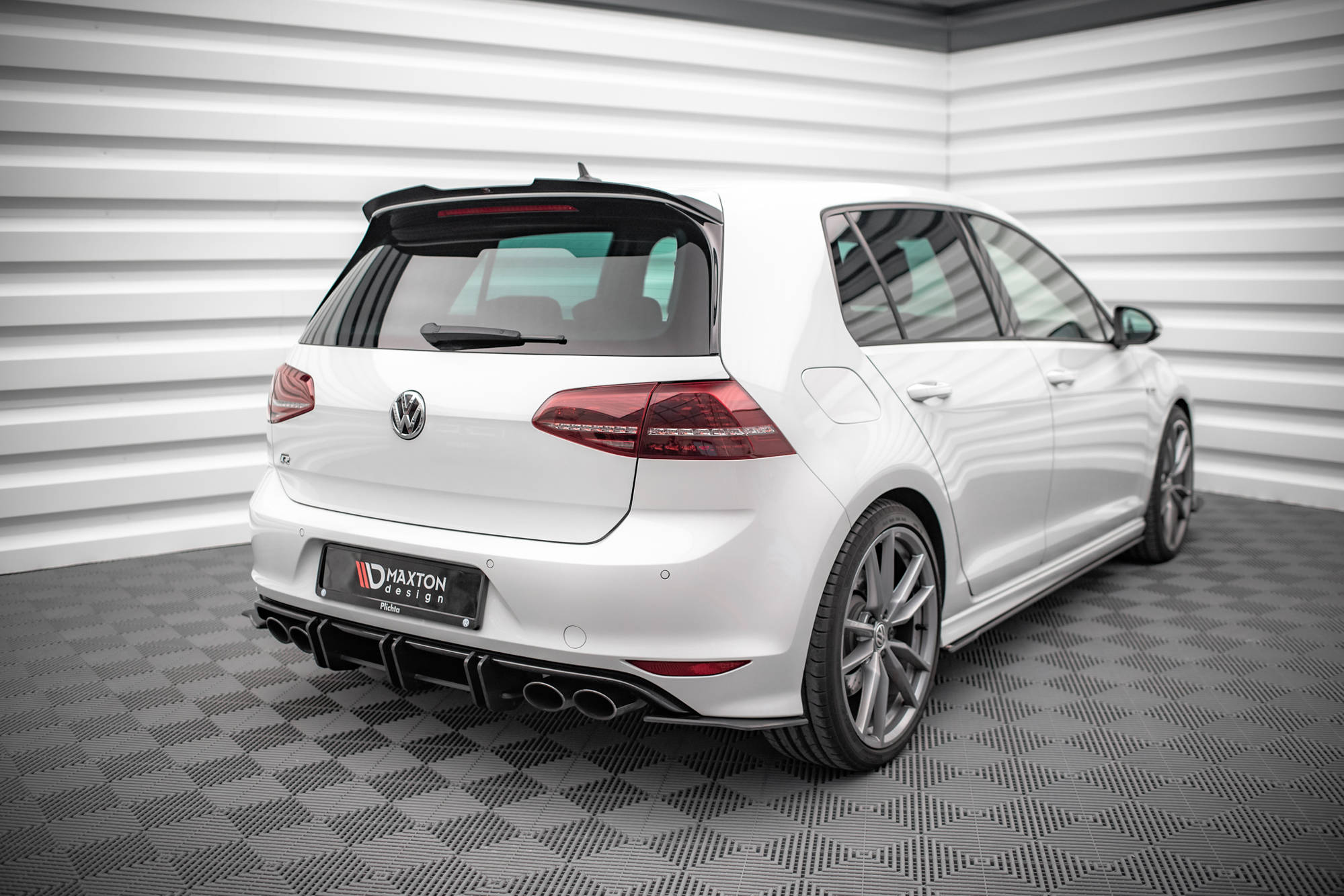 Maxton Design - Street Pro Diffusor für VW Golf R Mk7 - Aerowerk.