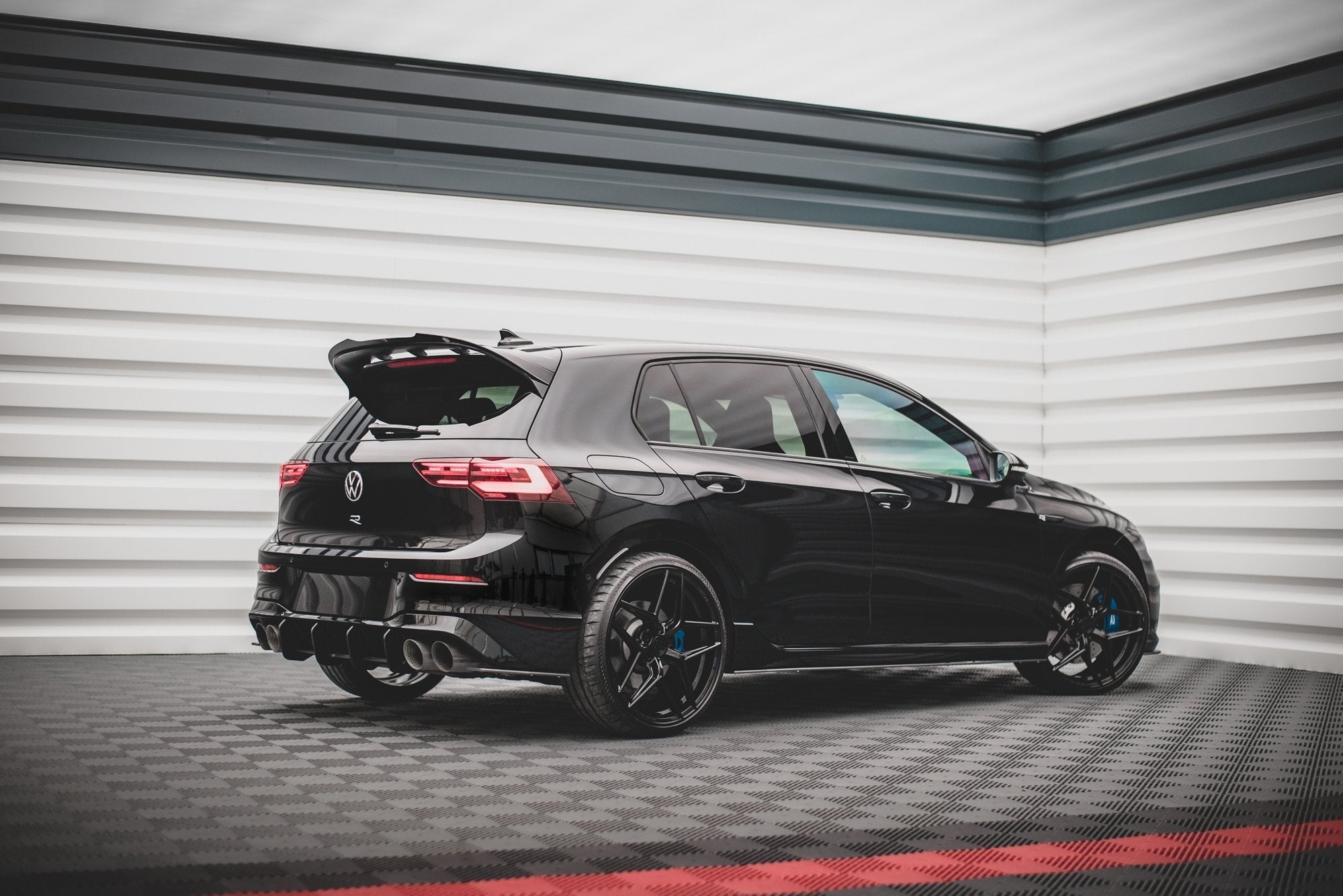 Maxton Design - Street Pro Diffusor für VW Golf R Mk8 - Aerowerk.