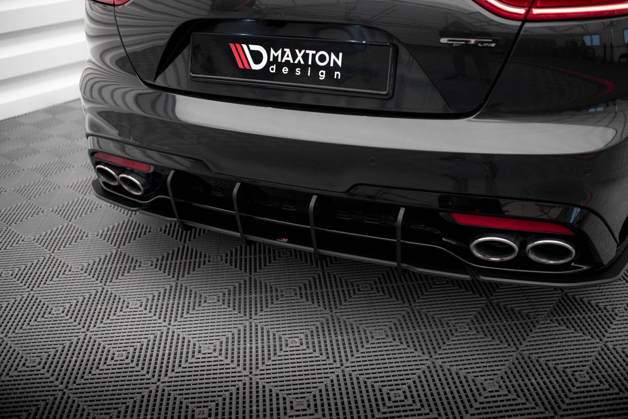 Maxton Design - Street Pro Diffusor V1 für Kia Stinger GT / GT - Line Mk1 - Aerowerk.