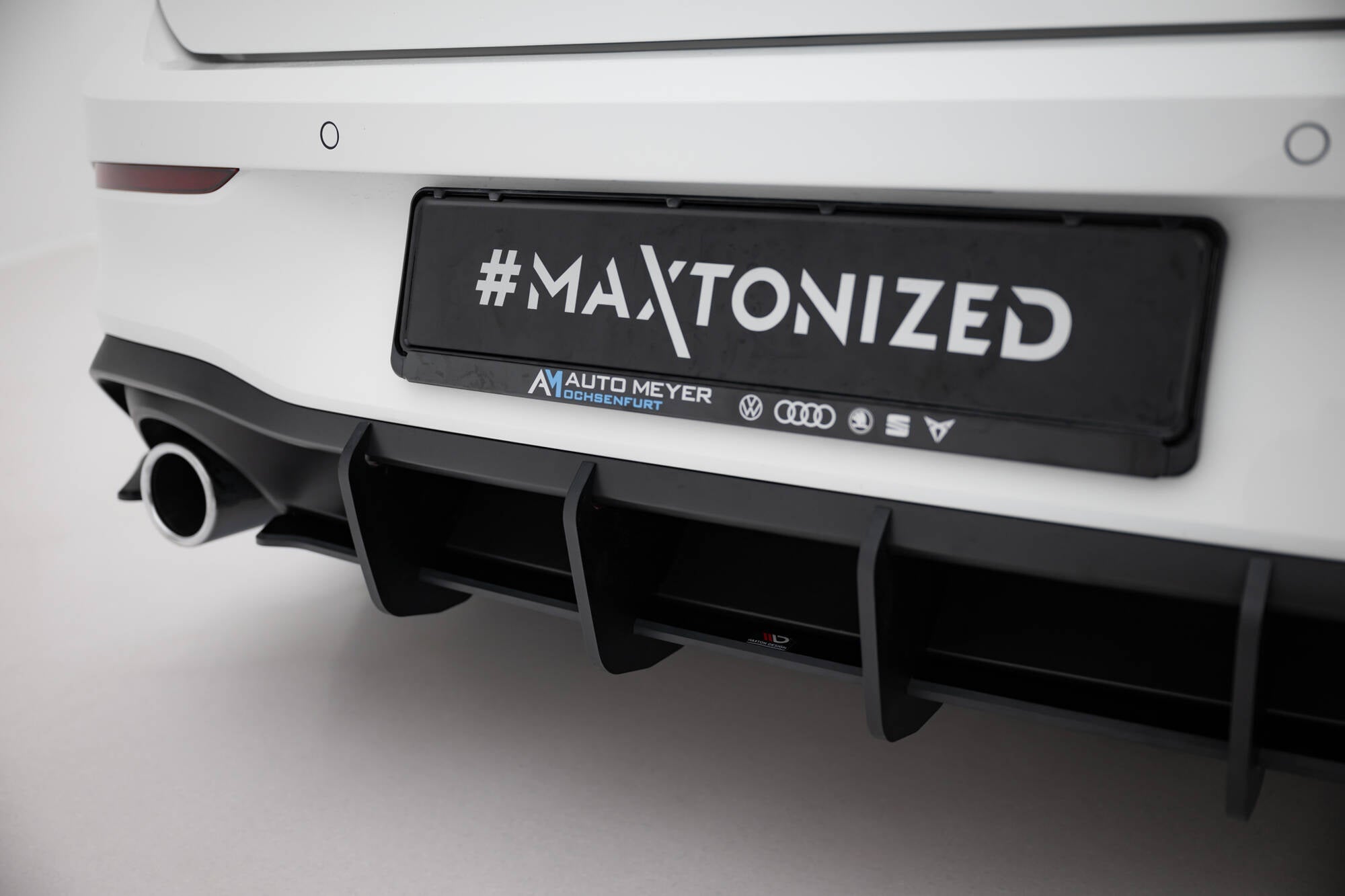 Maxton Design - Street Pro Diffusor V1 für VW Golf GTI Mk8 - Aerowerk.