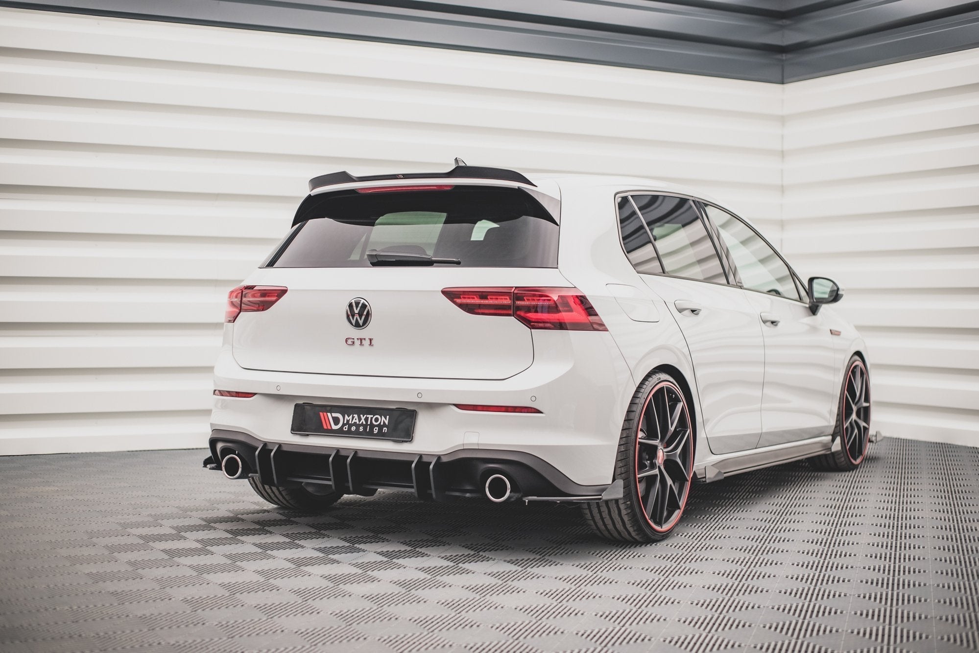 Maxton Design - Street Pro Diffusor V2 für Volkswagen Golf GTI Mk8 - Aerowerk.