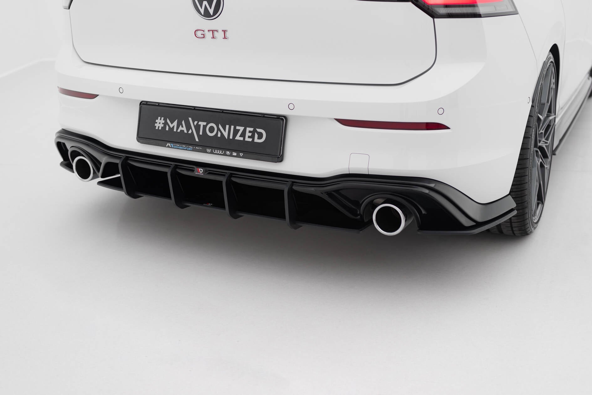 Maxton Design - Street Pro Diffusor V3 für VW Golf GTI Mk8 - Aerowerk.