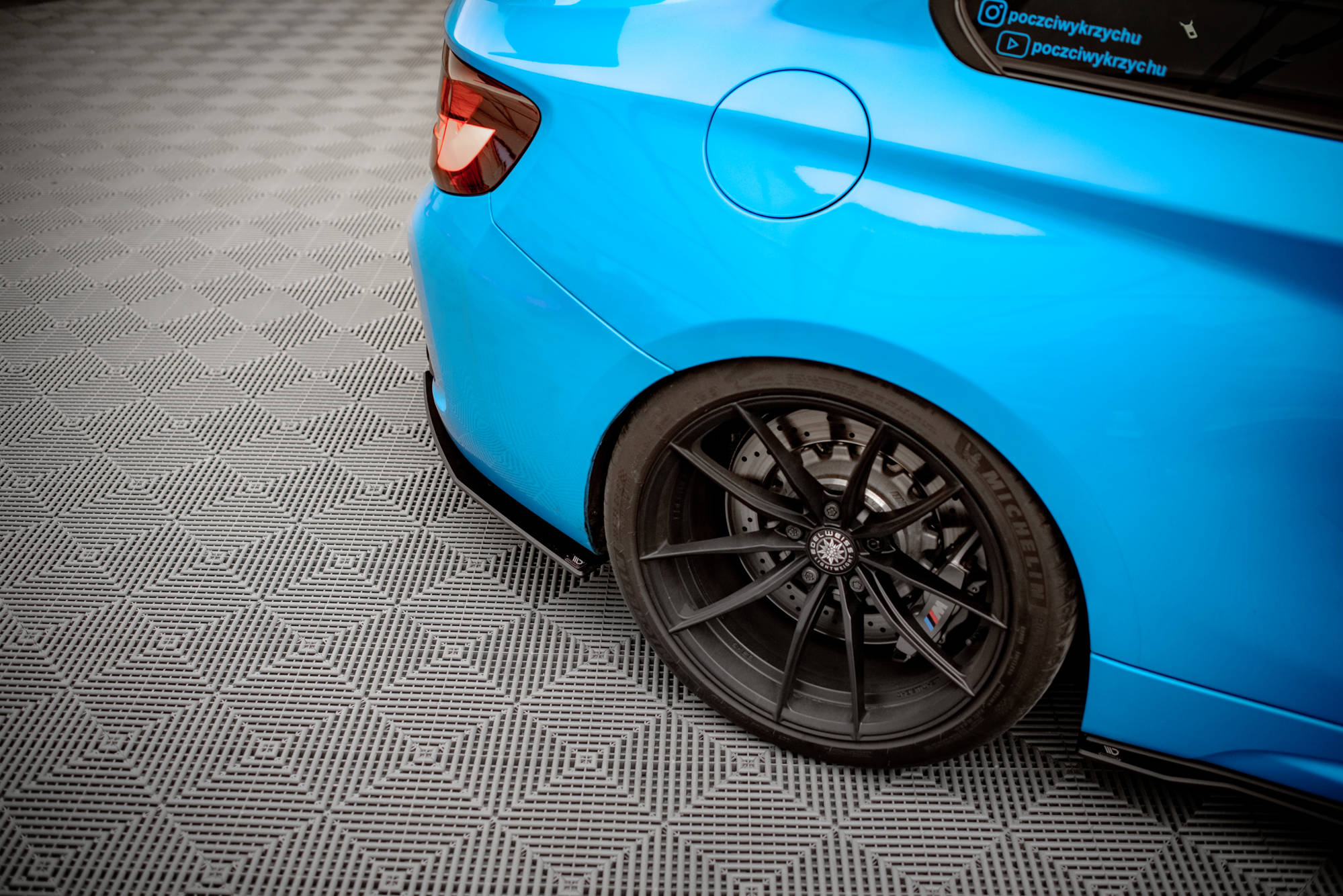 Maxton Design - Street Pro Flaps Heckansatz Diffusor für BMW M2 F87 - Aerowerk.