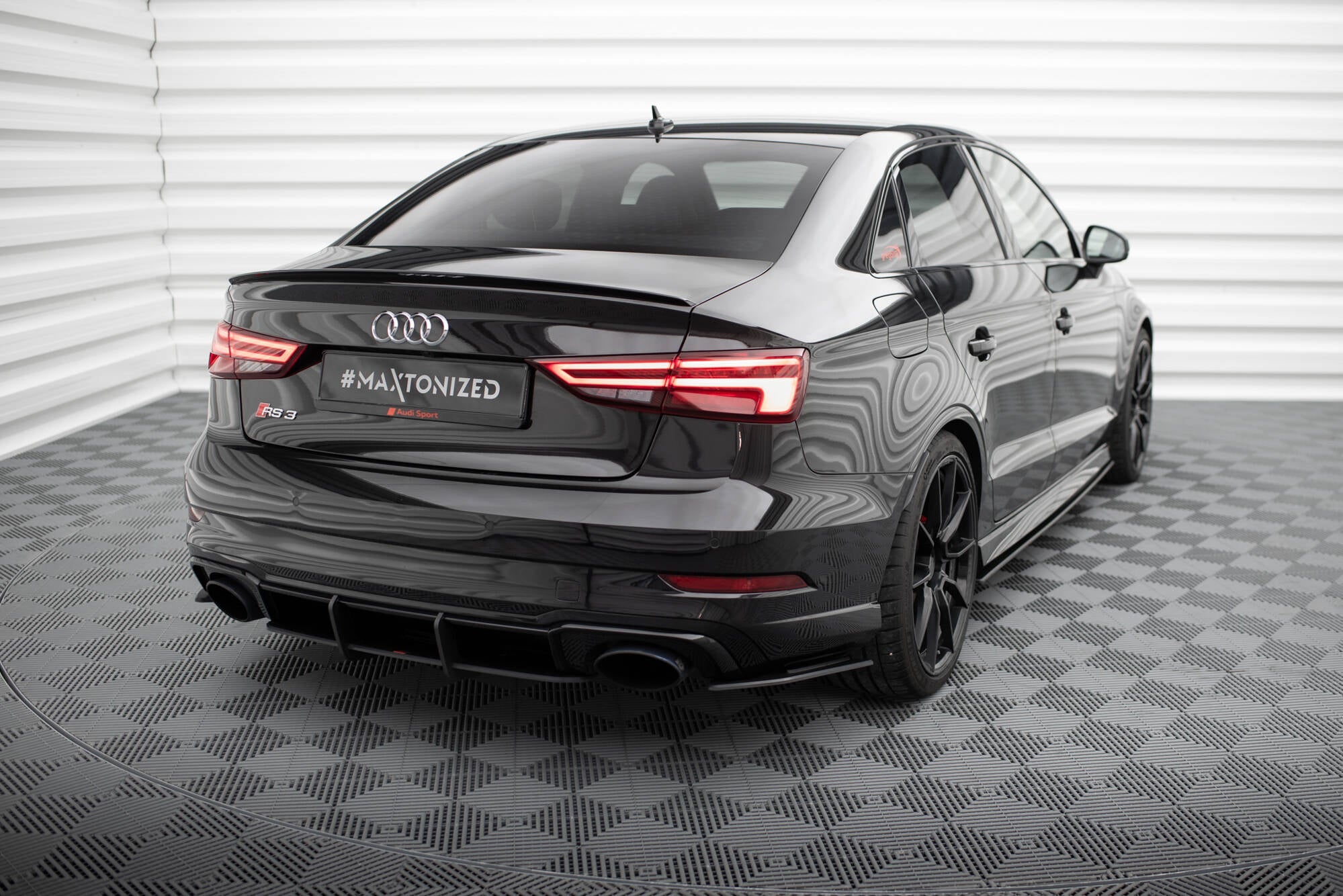Maxton Design - Street Pro Flaps Heckansatz Flaps Heckansatz für Audi RS3 Limousine 8V Facelift - Aerowerk.