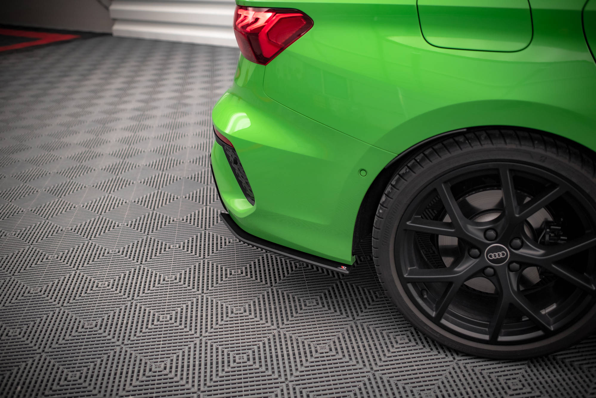 Maxton Design - Street Pro Flaps Heckansatz Flaps Heckansatz für Audi RS3 Limousine 8Y - Aerowerk.