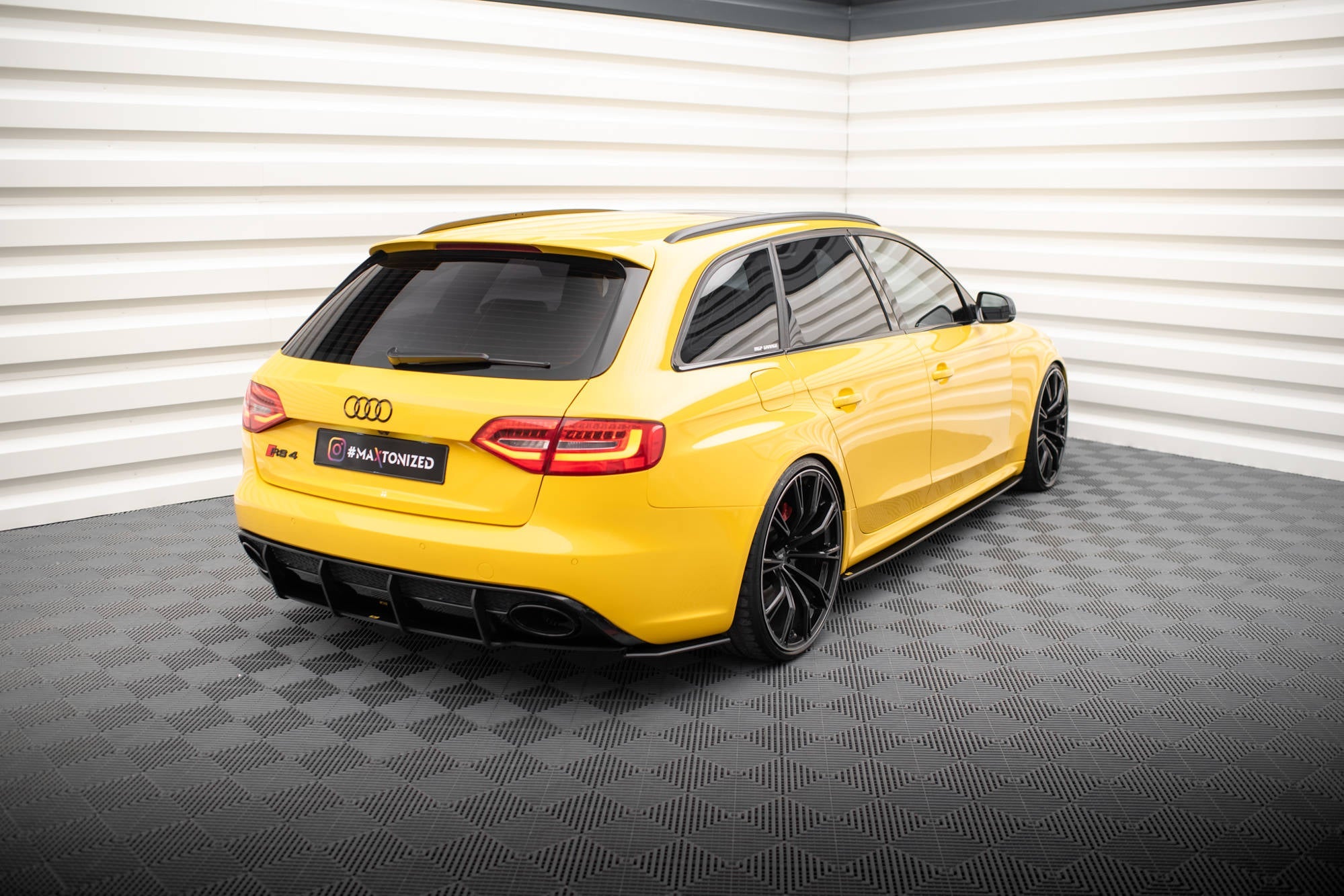 Maxton Design - Street Pro Flaps Heckansatz Flaps Heckansatz für Audi RS4 B8 - Aerowerk.