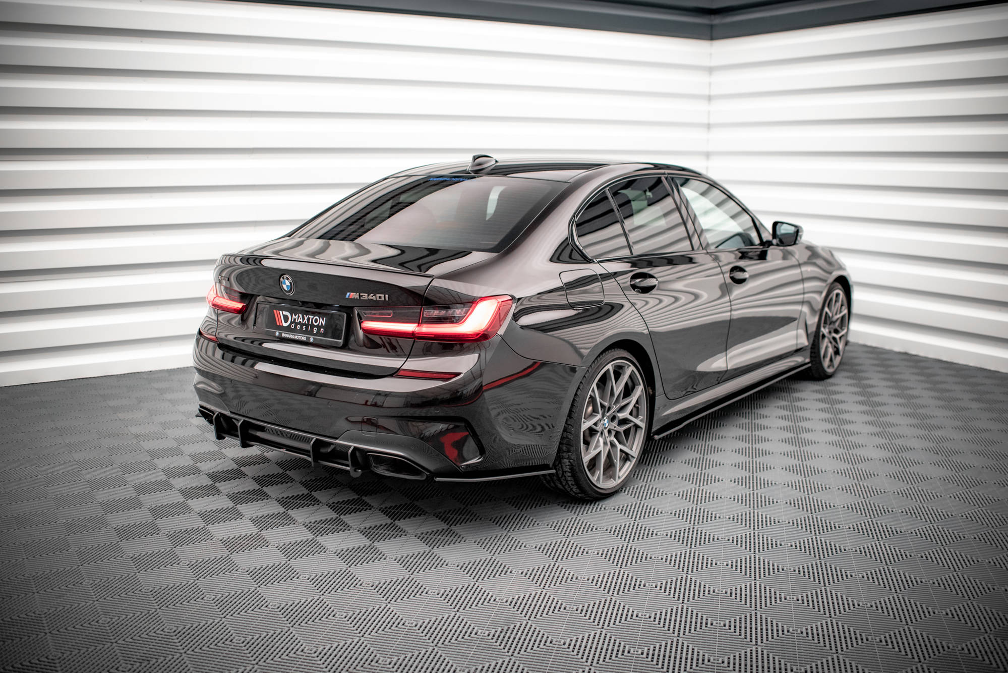Maxton Design - Street Pro Flaps Heckansatz für V.1 Diffusor für BMW M340i G20 / G21 - Aerowerk.