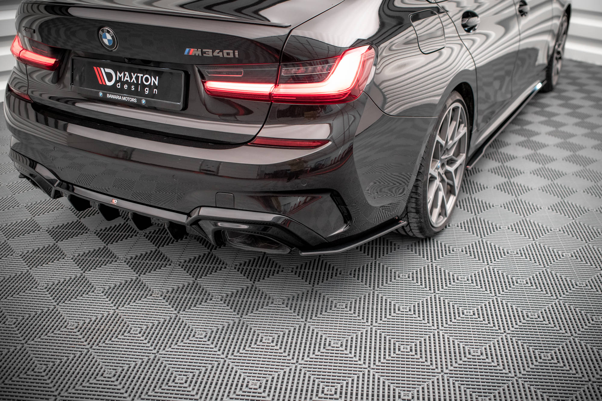 Maxton Design - Street Pro Flaps Heckansatz für V.2 Diffusor für BMW M340i / M - Paket G20 / G21 - Aerowerk.
