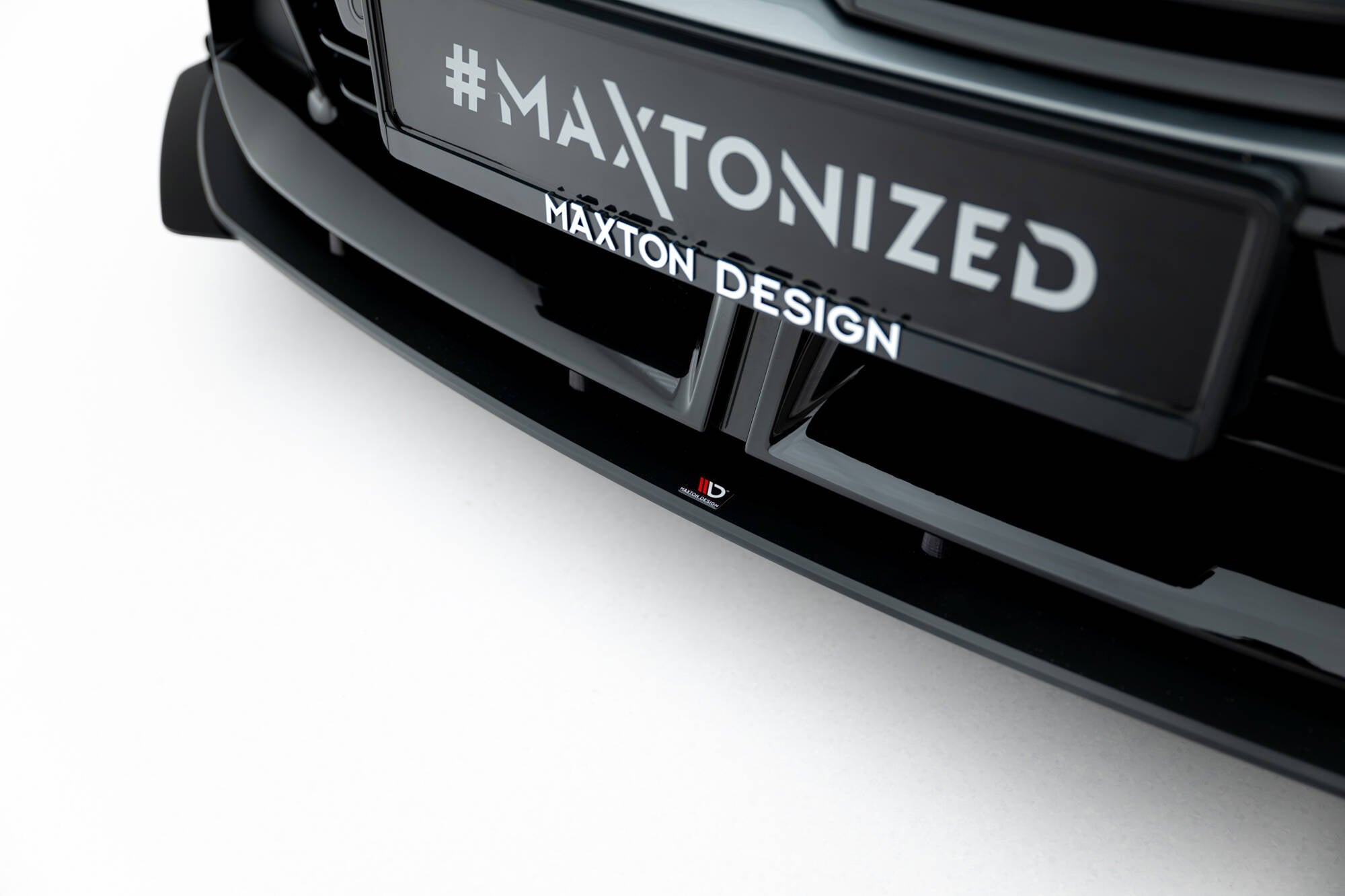 Maxton Design - Street Pro Frontlippe + Flaps für BMW M135i F70 - Aerowerk.