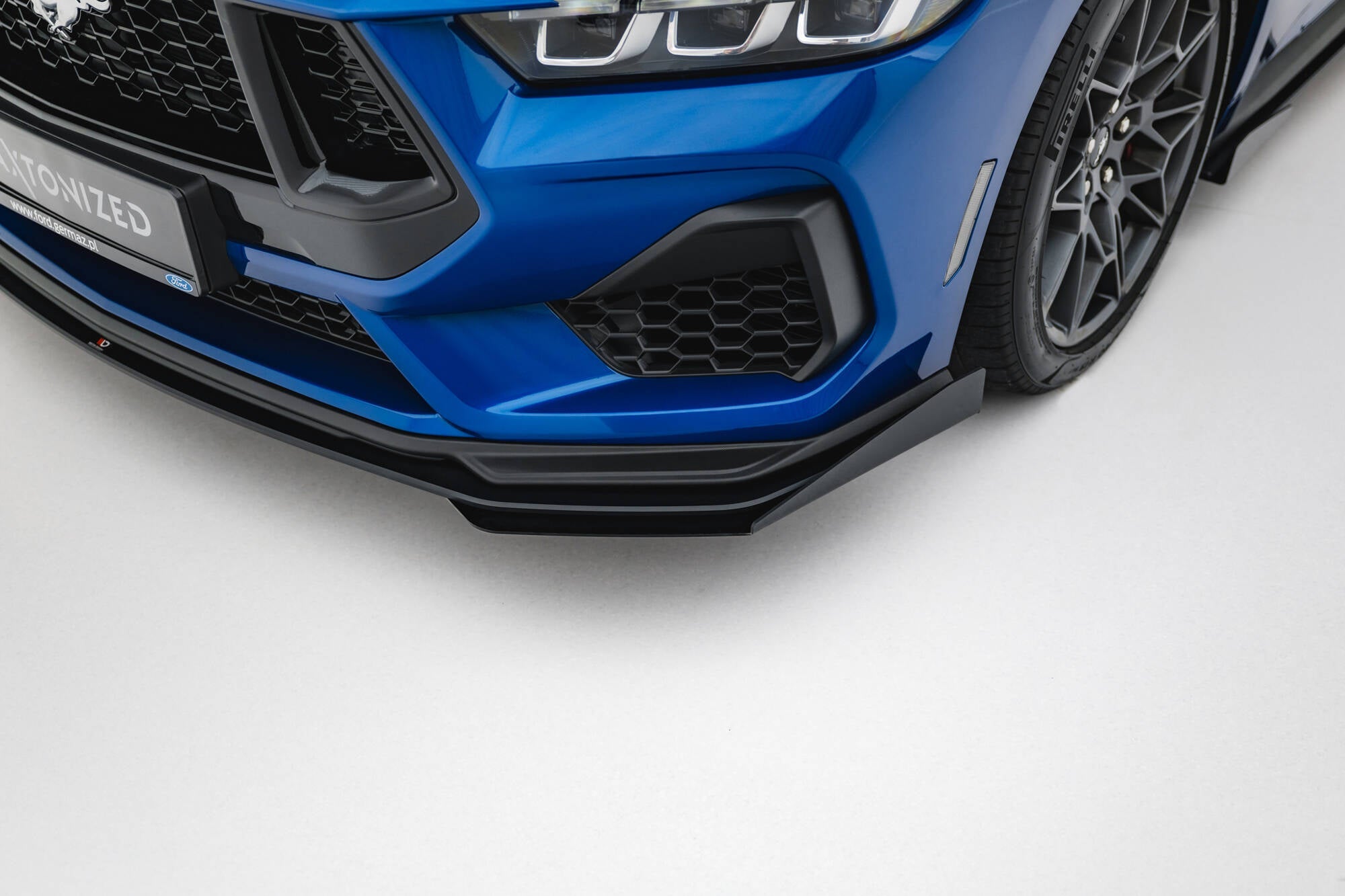 Maxton Design - Street Pro Frontlippe + Flaps für Ford Mustang GT Mk7 - Aerowerk.