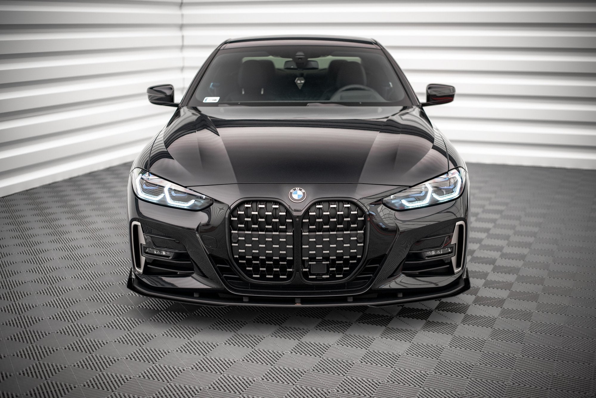 Maxton Design - Street Pro Frontlippe für + Flaps für BMW 4er M - Paket / M440i G22 / G23 / G22 Facelift / G23 Facelift - Aerowerk.