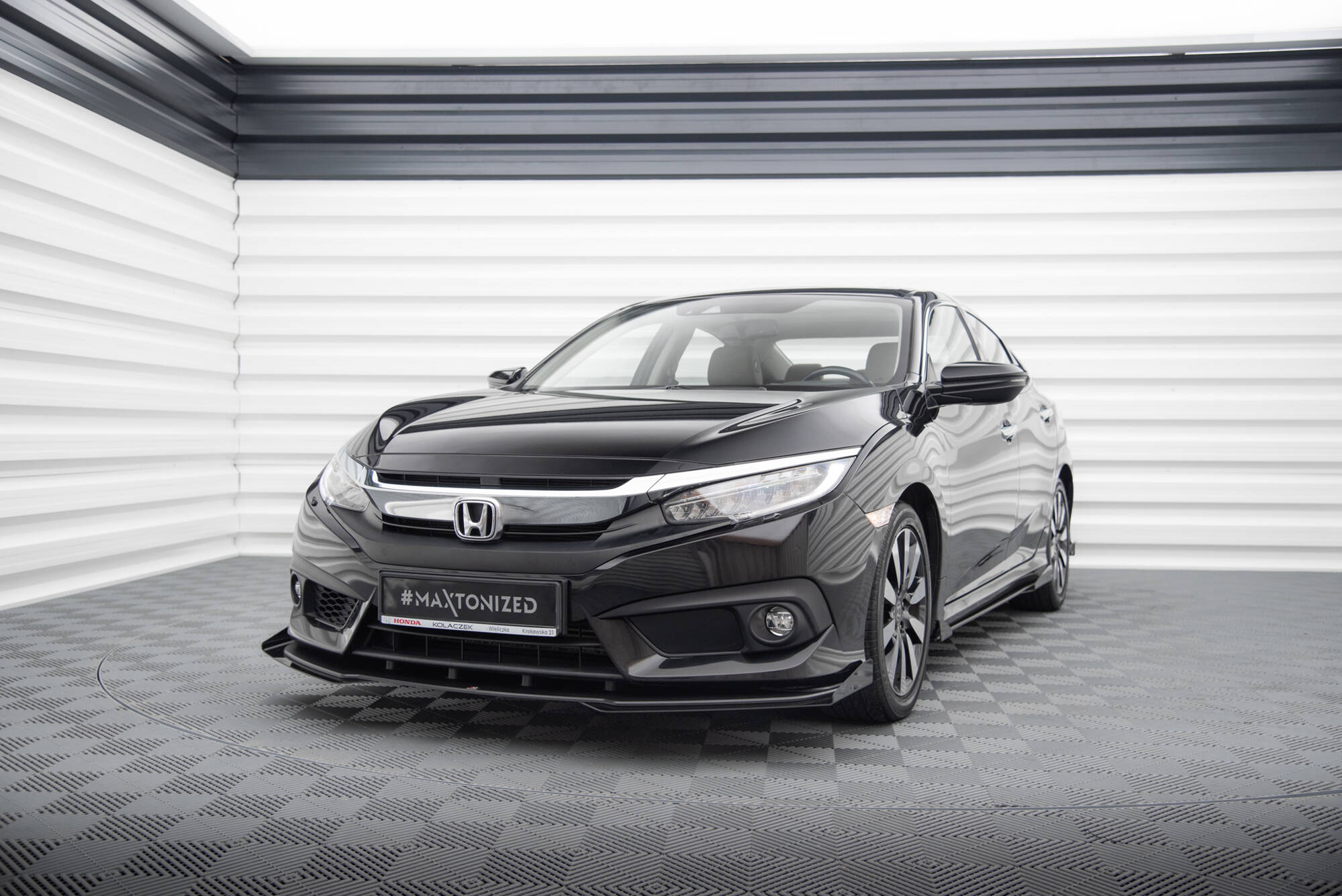 Maxton Design - Street Pro Frontlippe für +Flaps für + Flaps Honda Civic Mk10 - Aerowerk.