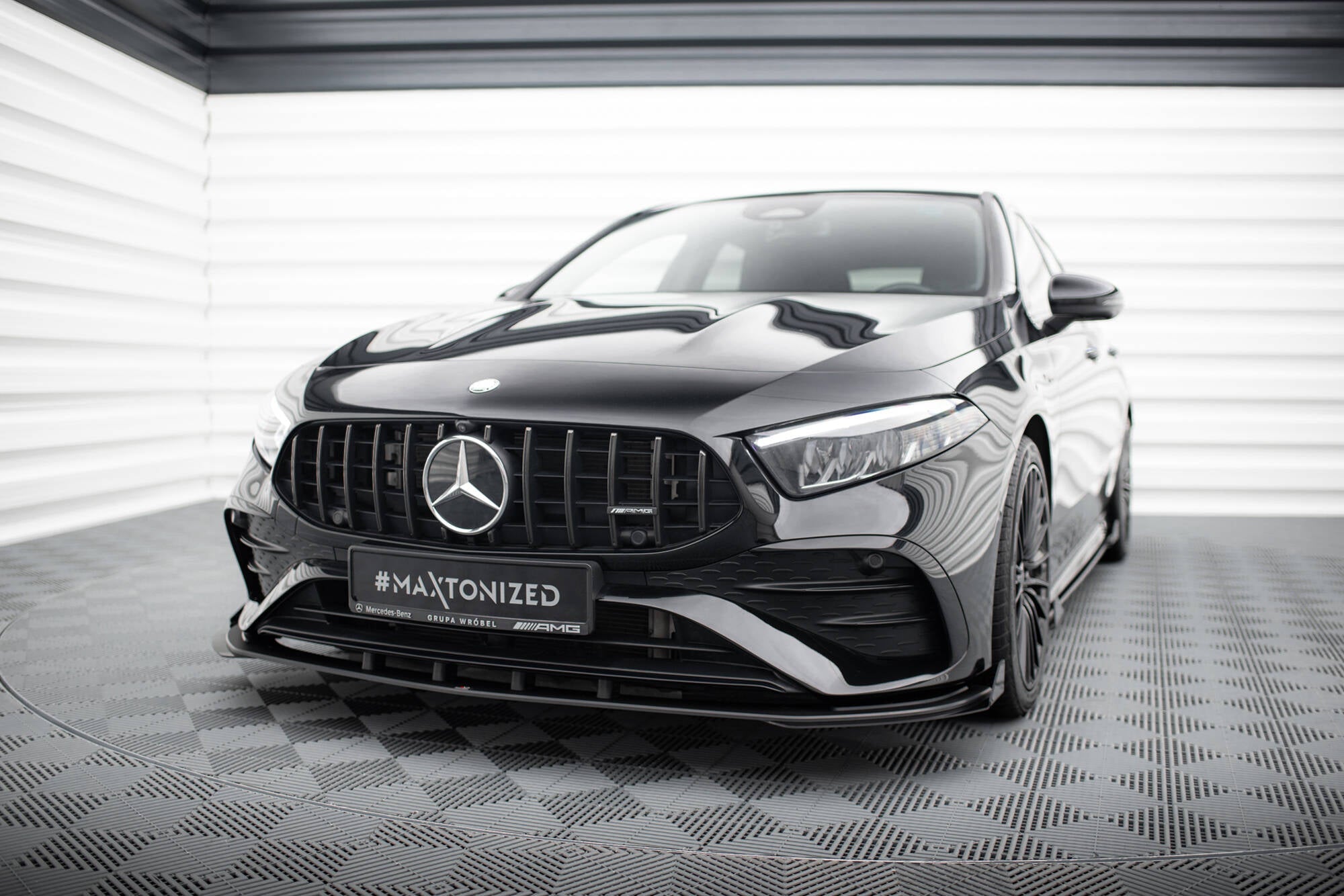 Maxton Design - Street Pro Frontlippe für +Flaps für + Flaps Mercedes - AMG A35 W177 Facelift - Aerowerk.