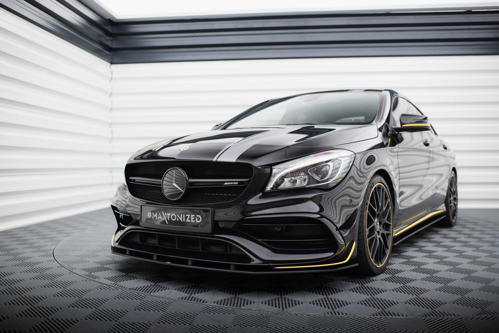 Maxton Design - Street Pro Frontlippe für für Mercedes - AMG CLA 45 Aero C117 Facelift - Aerowerk.