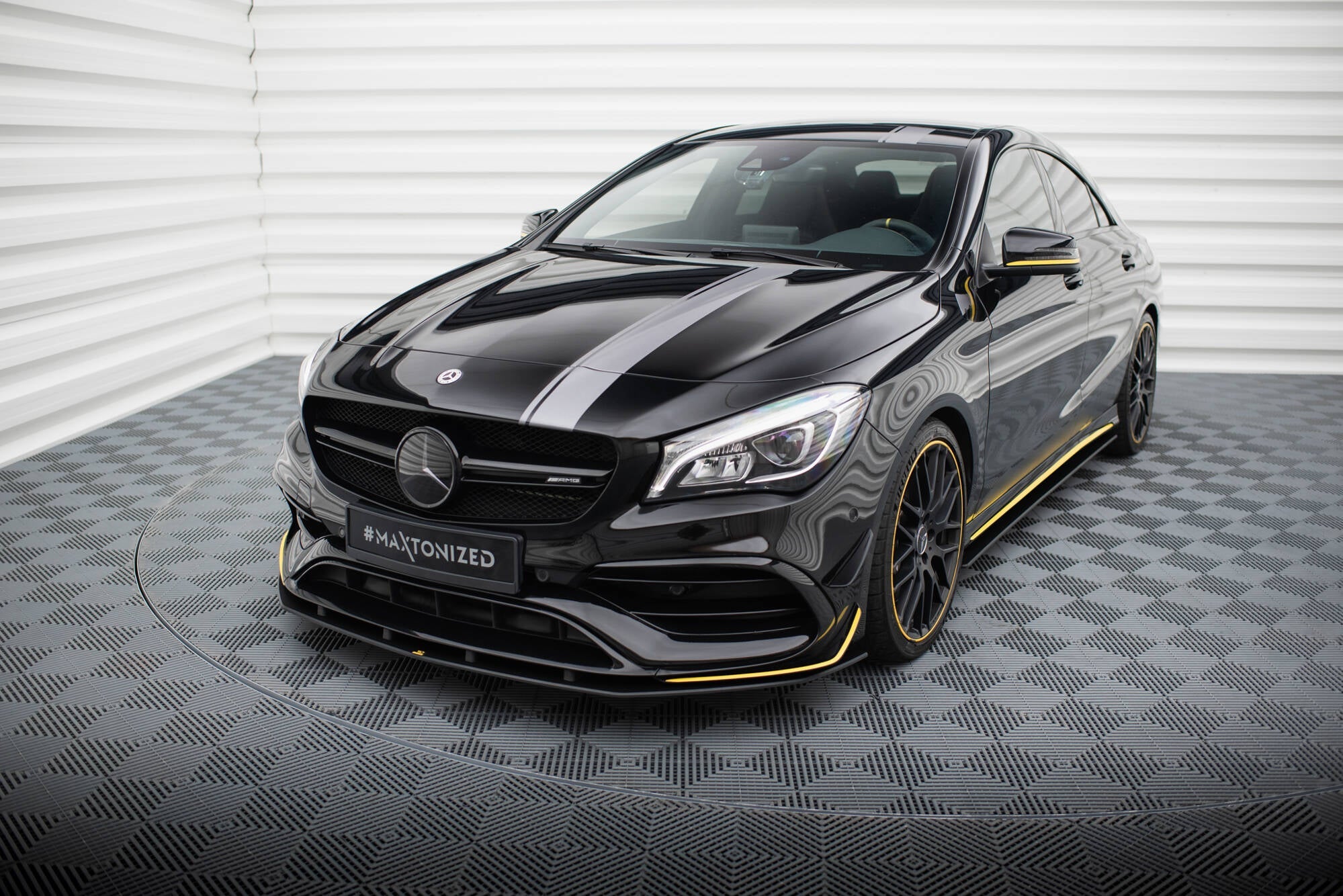 Maxton Design - Street Pro Frontlippe für für Mercedes - AMG CLA 45 Aero C117 Facelift - Aerowerk.