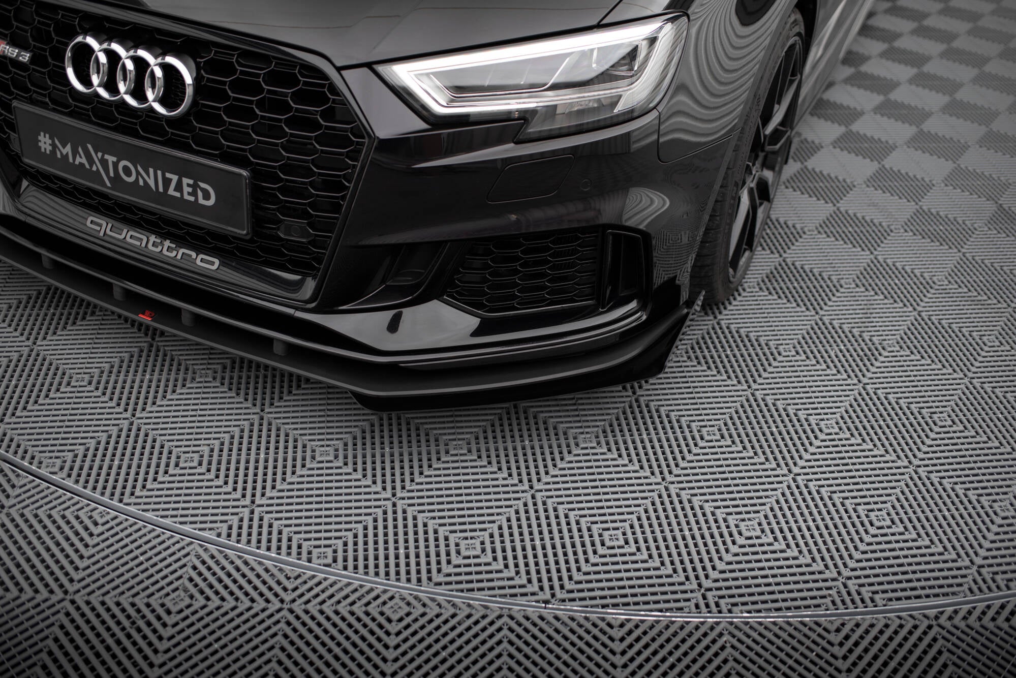 Maxton Design - Street Pro Frontlippe V1 für +Flaps für + Flaps Audi RS3 Limousine 8V Facelift - Aerowerk.