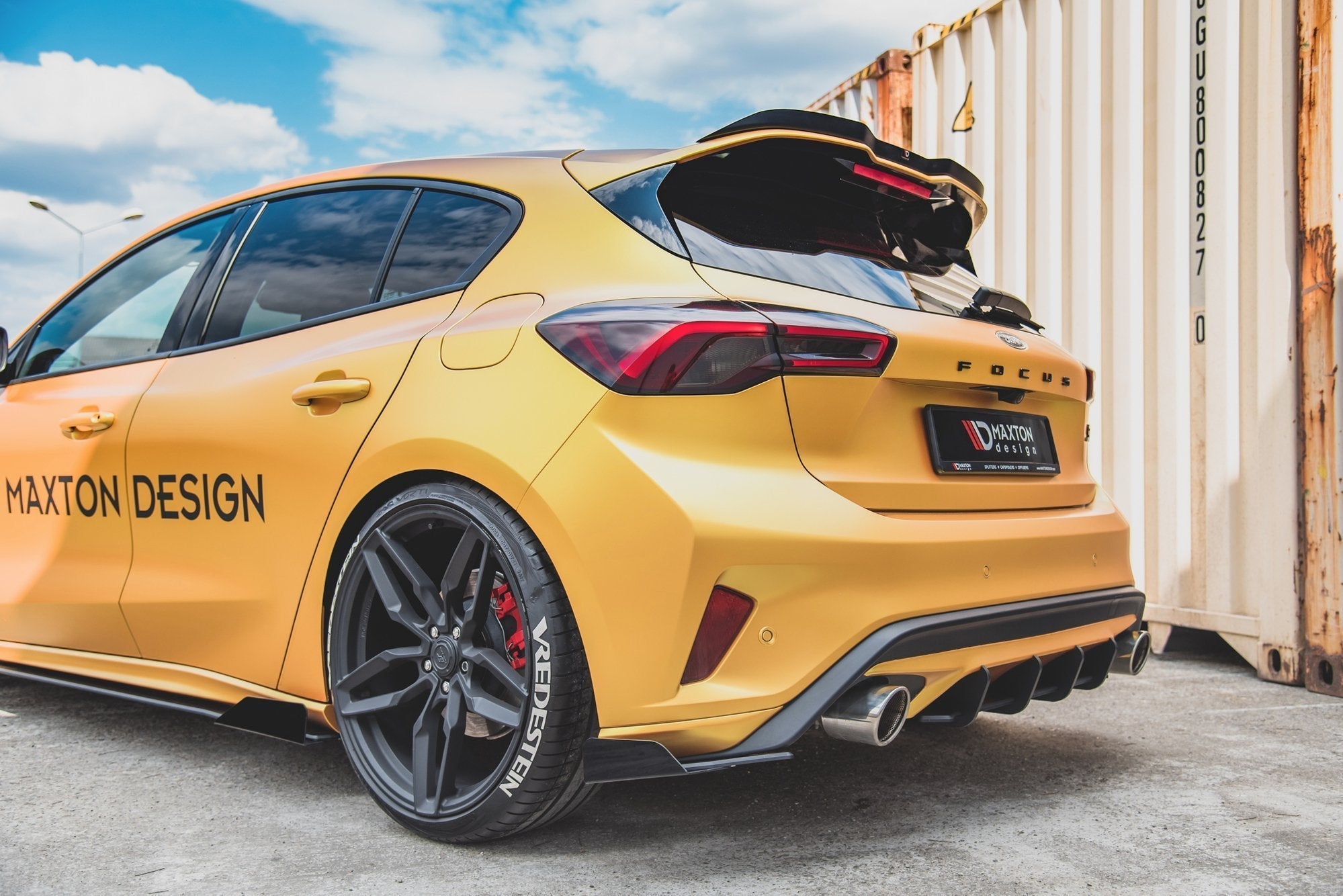 Maxton Design - Street Pro Heck Ansatz Flaps Diffusor +Flaps für Ford Focus ST Mk4 - Aerowerk.