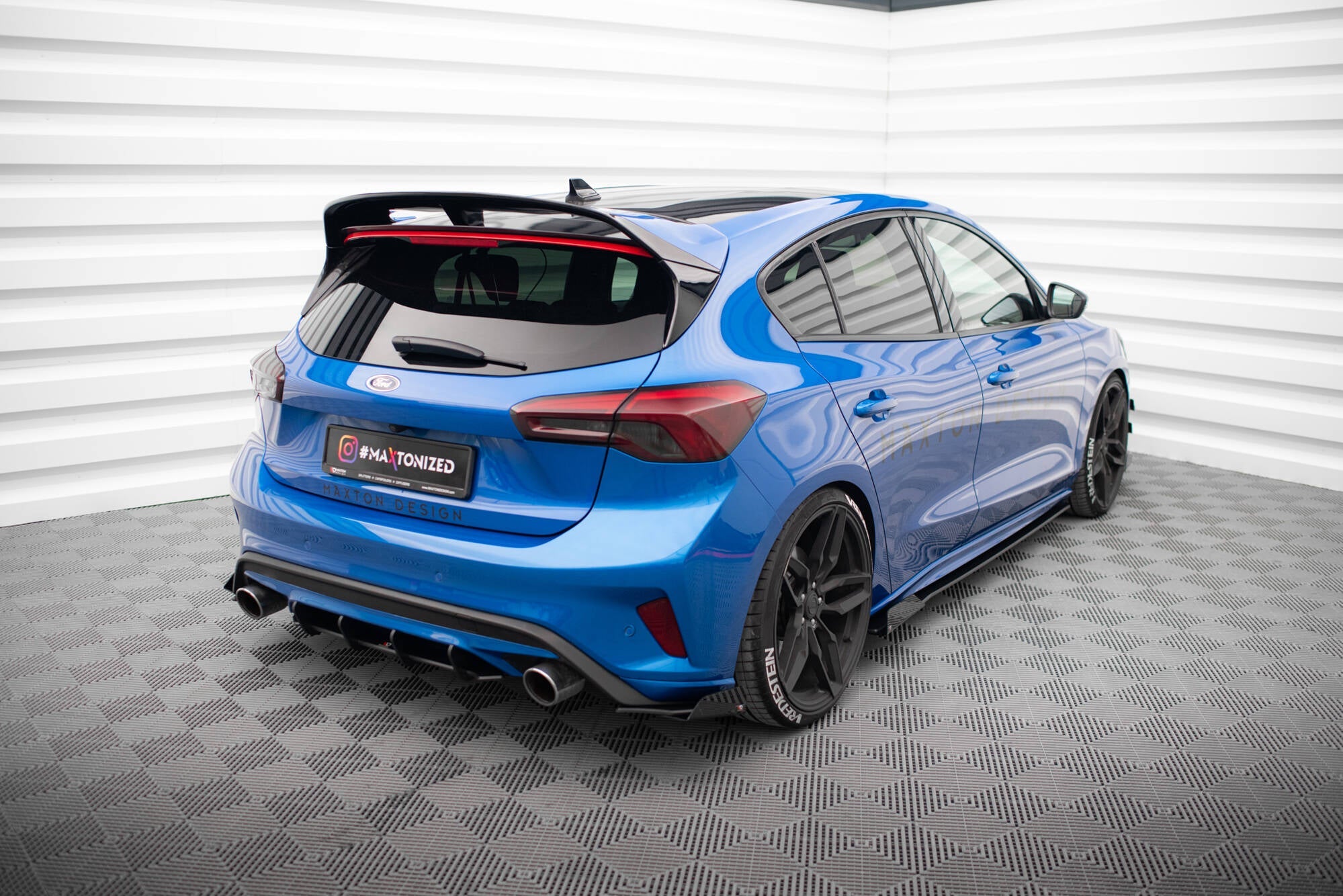 Maxton Design - Street Pro Heck Ansatz Flaps Diffusor + Flaps für Ford Focus ST Mk4 - Aerowerk.
