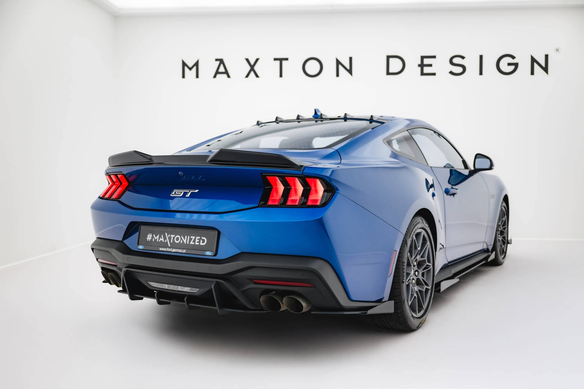 Maxton Design - Street Pro Heck Ansatz Flaps Diffusor + Flaps für Ford Mustang GT Mk7 - Aerowerk.