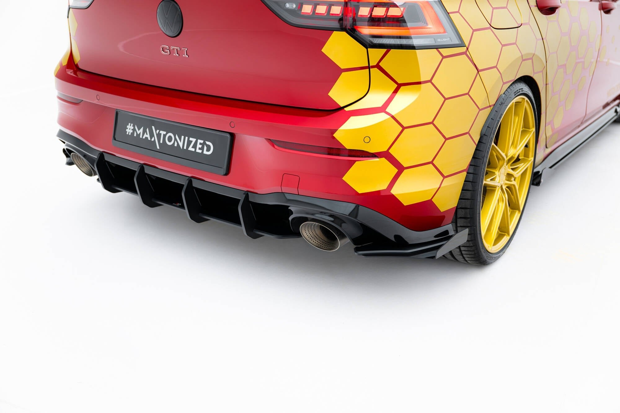 Maxton Design - Street Pro Heck Ansatz Flaps Diffusor + Flaps für Ford VW Golf GTI Clubsport Mk8 Facelift - Aerowerk.