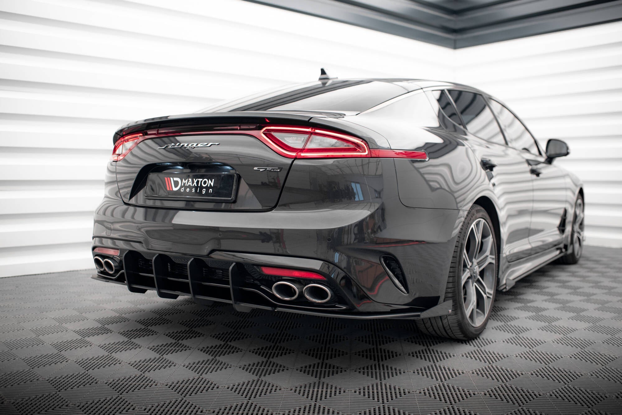 Maxton Design - Street Pro Heck Ansatz Flaps Diffusor + Flaps für Kia Stinger GT / GT - Line Mk1 - Aerowerk.