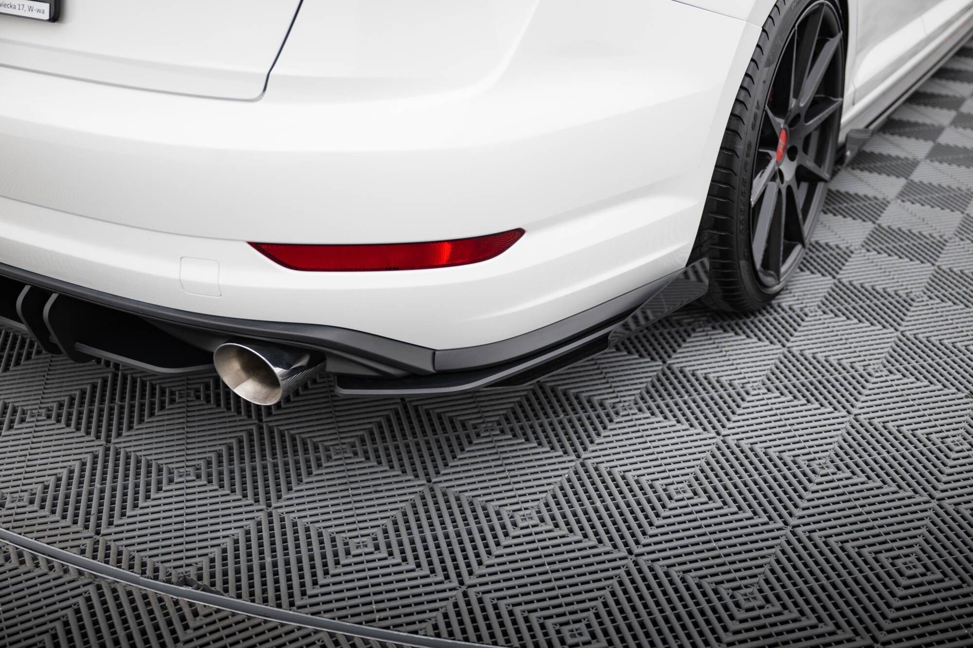 Maxton Design - Street Pro Heck Ansatz Flaps Diffusor +Flaps für Volkswagen Jetta GLI Mk7 - Aerowerk.