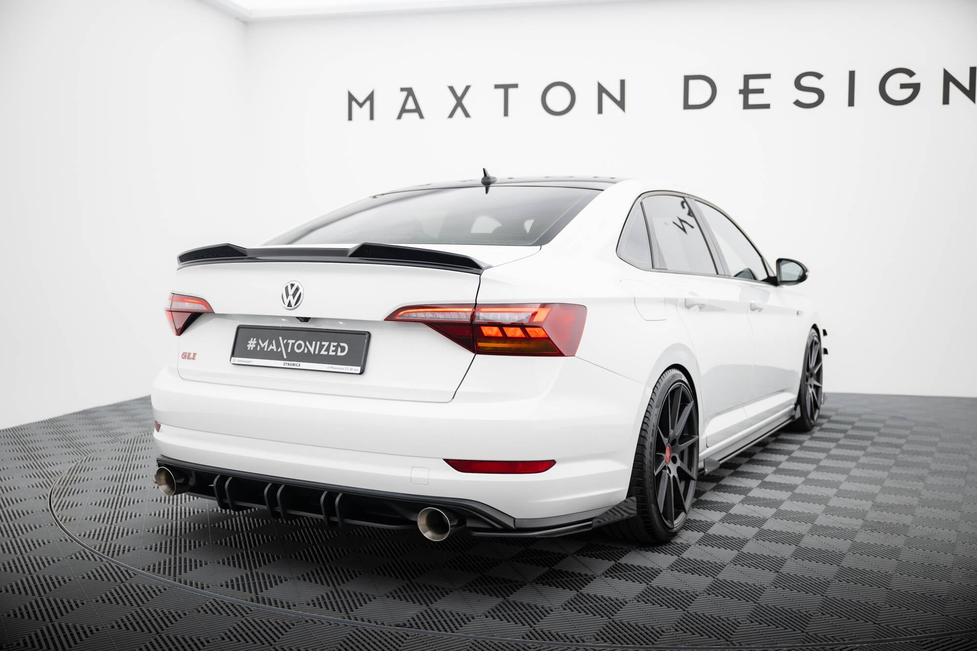 Maxton Design - Street Pro Heck Ansatz Flaps Diffusor + Flaps für VW Jetta GLI Mk7 - Aerowerk.