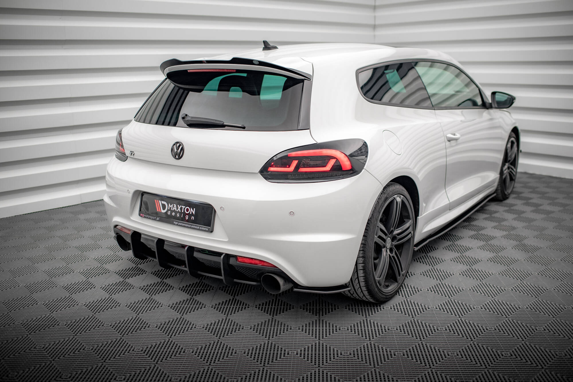 Maxton Design - Street Pro Heck Ansatz Flaps Diffusor für Volkswagen Scirocco R Mk3 - Aerowerk.