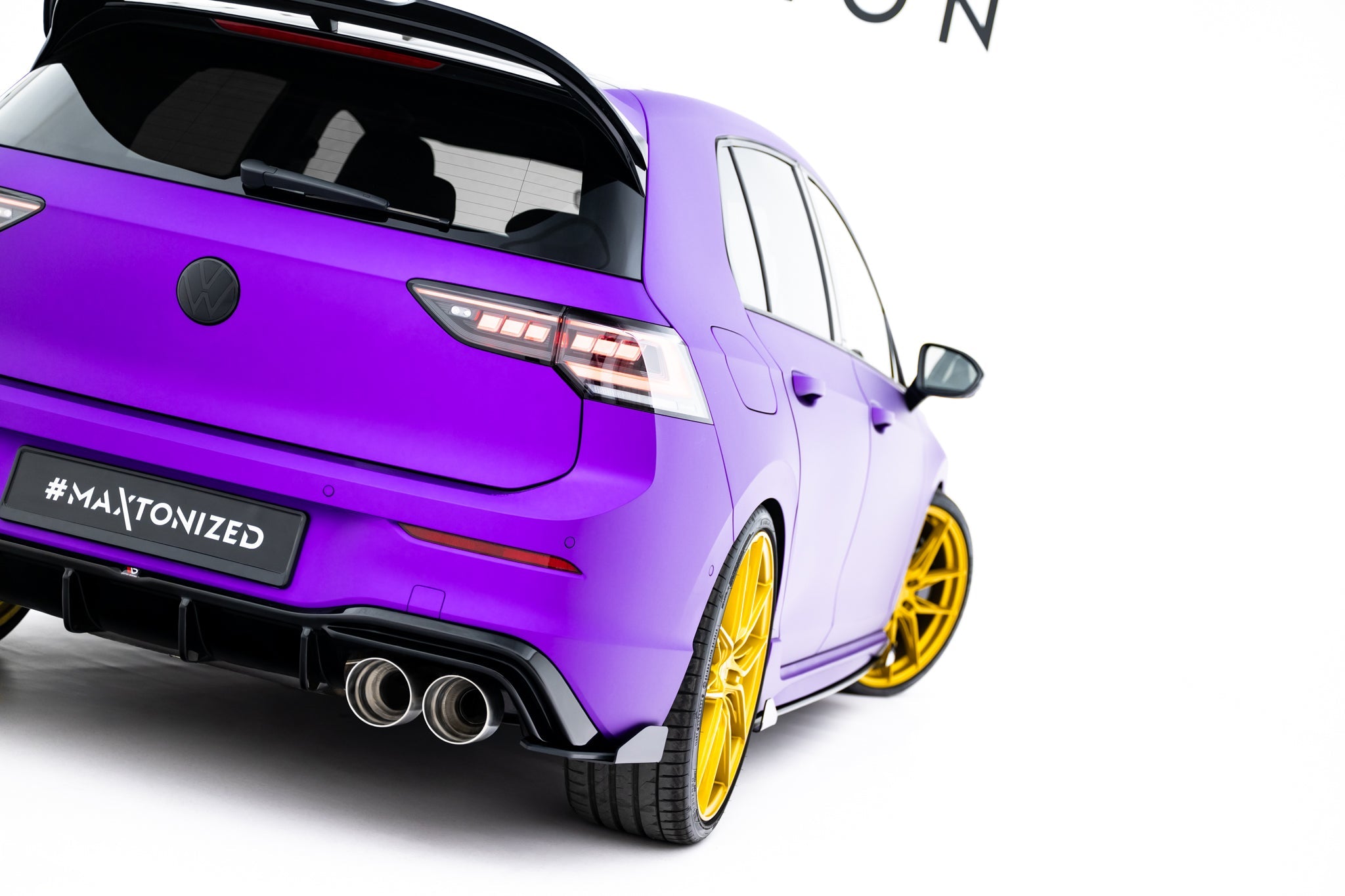 Maxton Design - Street Pro Heck Ansatz Flaps Diffusor V2 + Flaps für VW Golf R Mk8 / Mk8 Facelift - Aerowerk.
