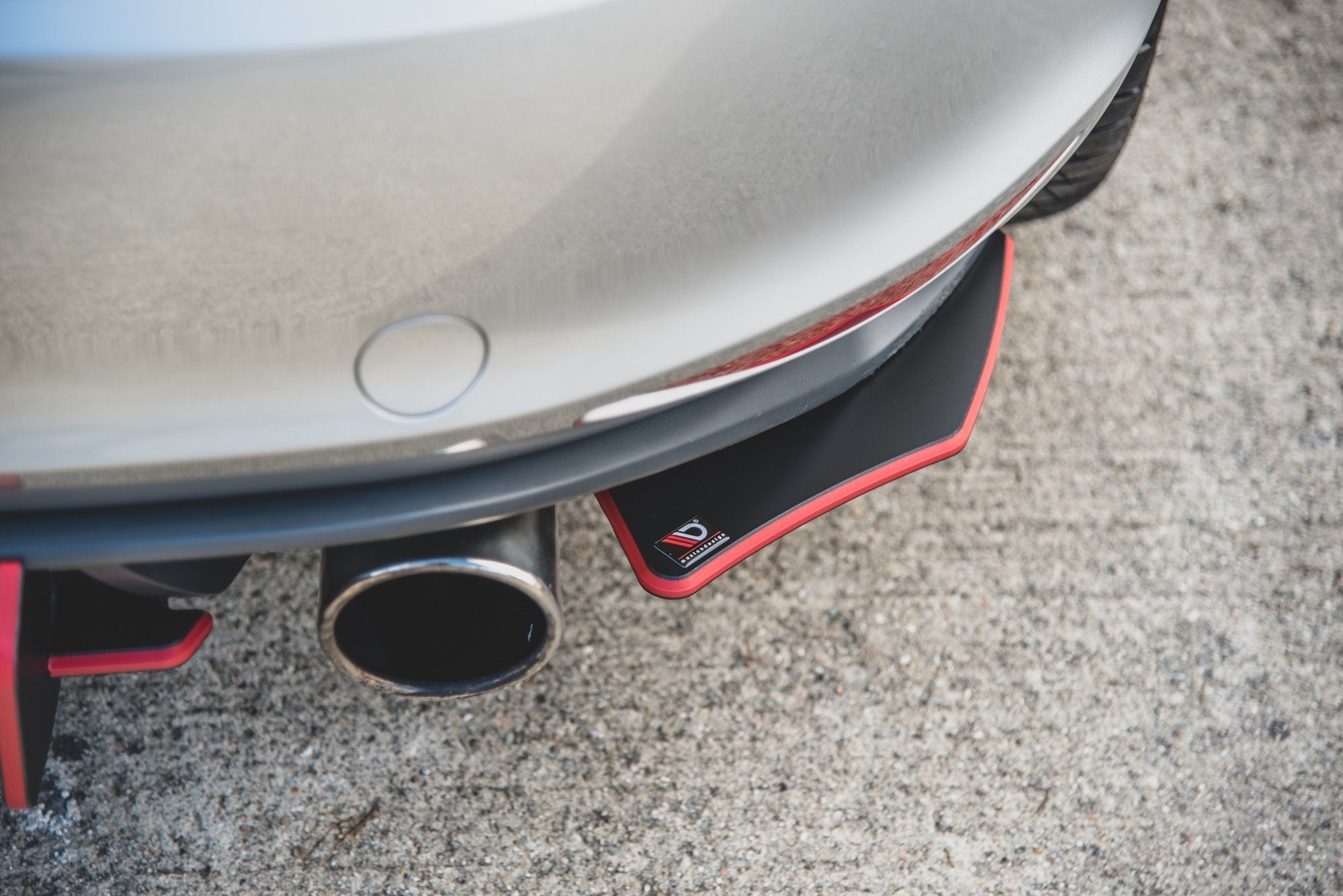 Maxton Design - Street Pro Heck Ansatz Flaps Diffusor V2 für L + R VW Golf 7 GTI - Aerowerk.