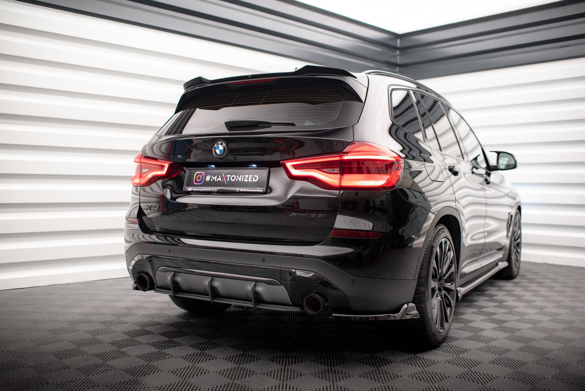 Maxton Design - Street Pro Heckschürze Diffusor für BMW X3 G01 - Aerowerk.