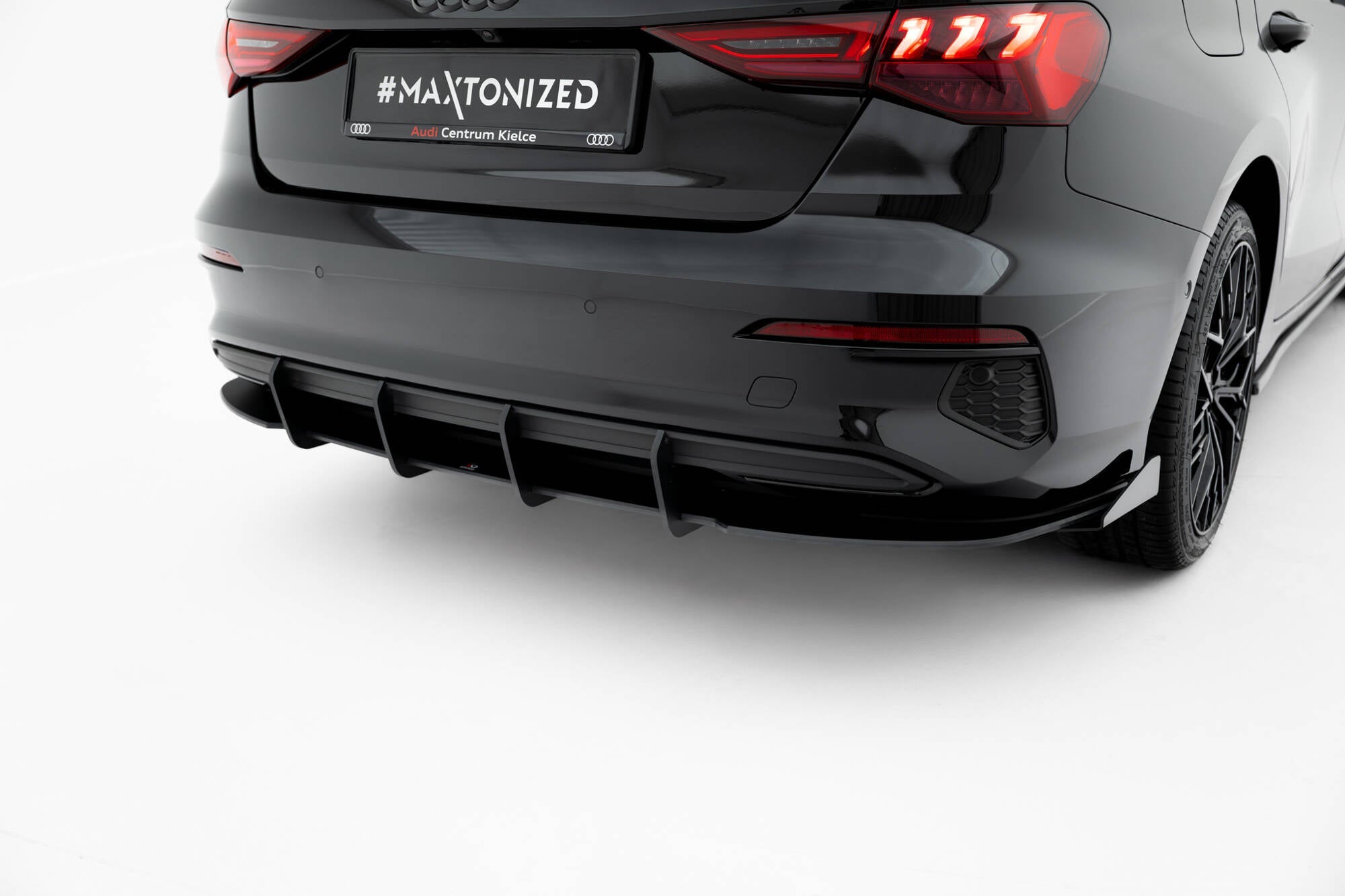 Maxton Design - Street Pro Heckschürze + Flaps für Audi A3 Limousine 8Y - Aerowerk.