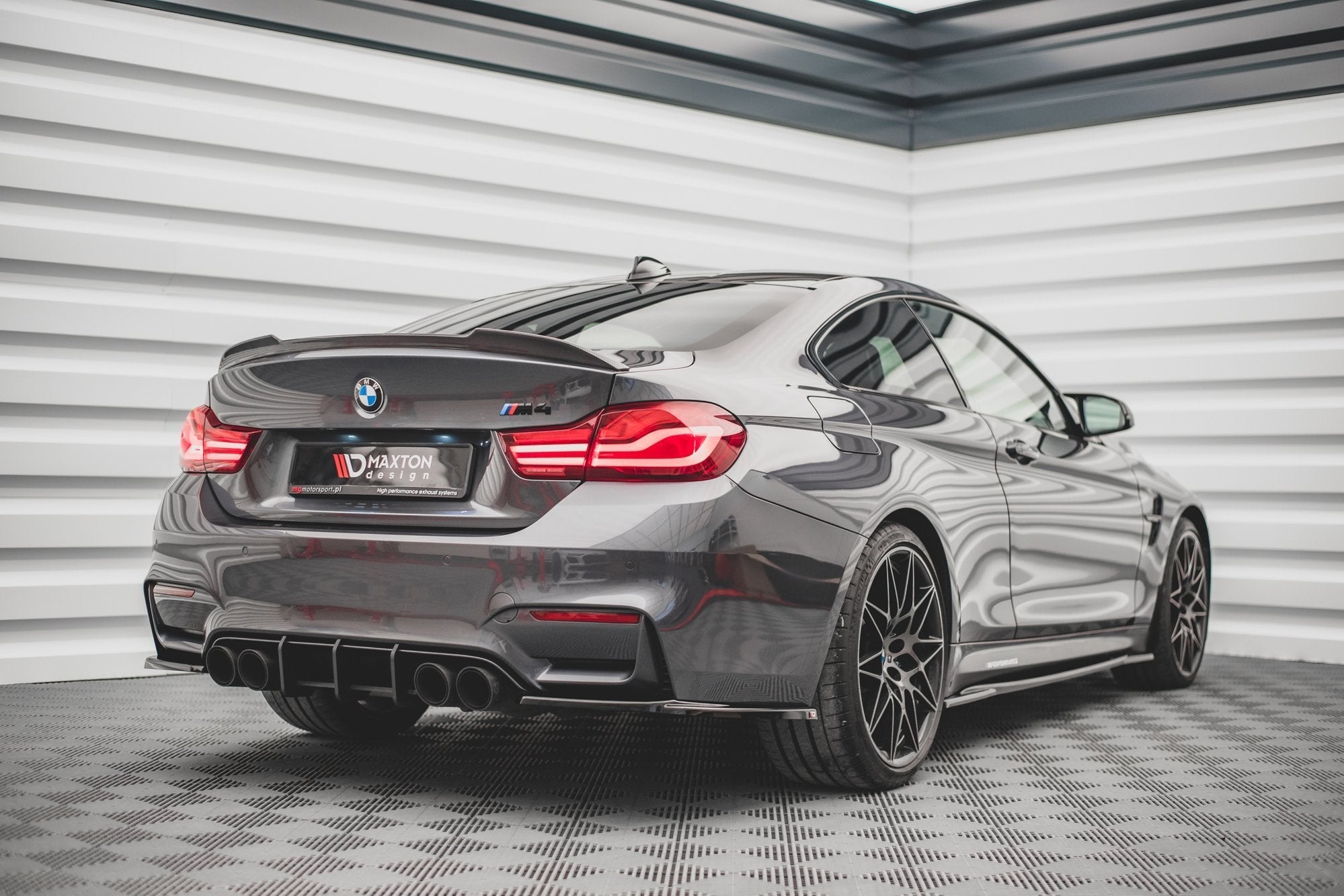 Maxton Design - Street Pro Heckschürze für BMW M4 F82 - Aerowerk.