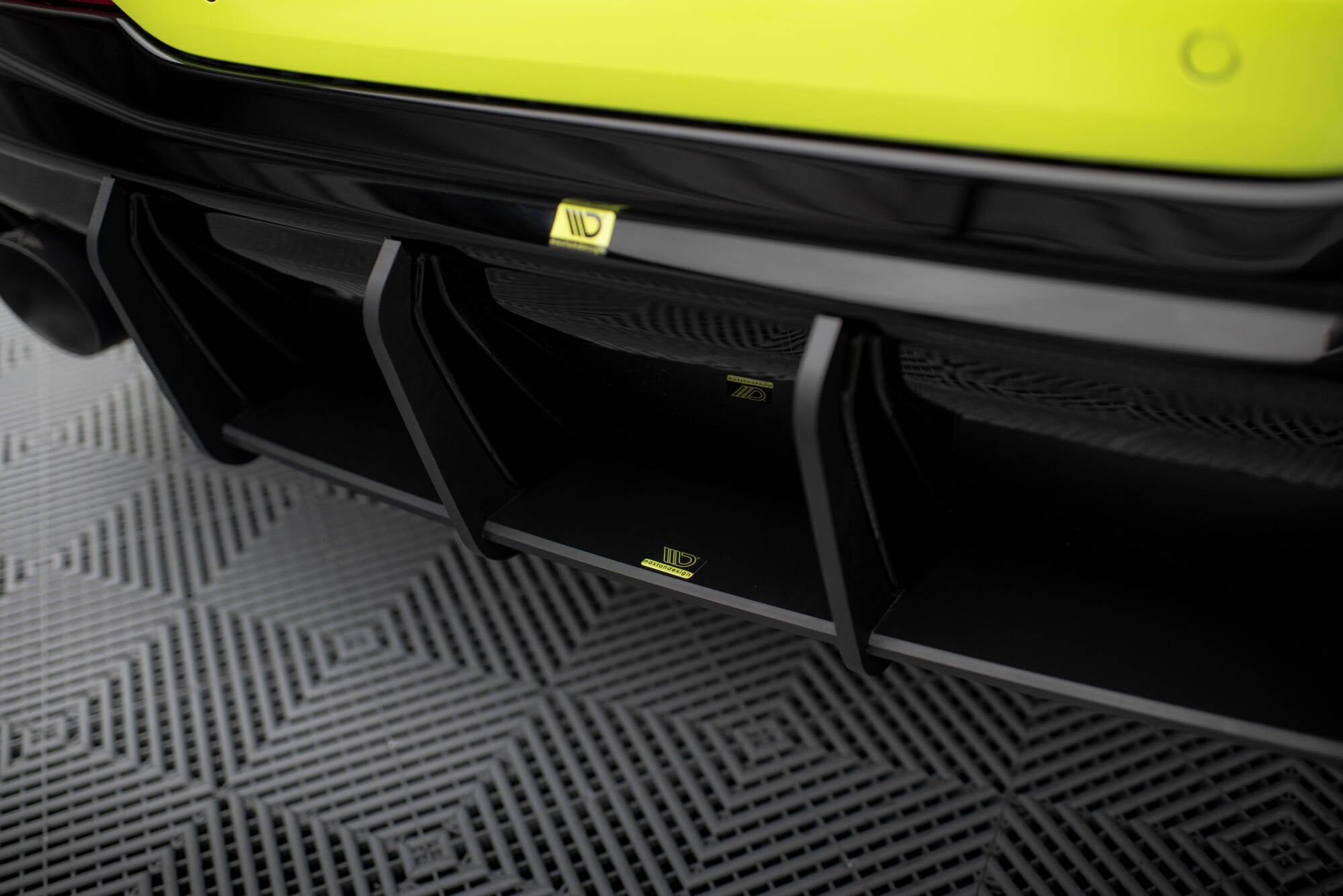 Maxton Design - Street Pro Heckschürze V.1 für BMW 1er F40 M - Paket / M135i - Aerowerk.