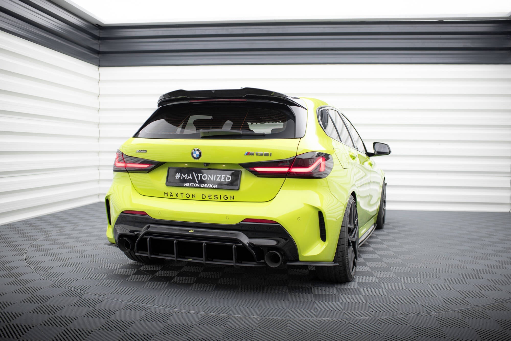 Maxton Design - Street Pro Heckschürze V.2 für BMW 1er F40 M - Paket / M135i - Aerowerk.