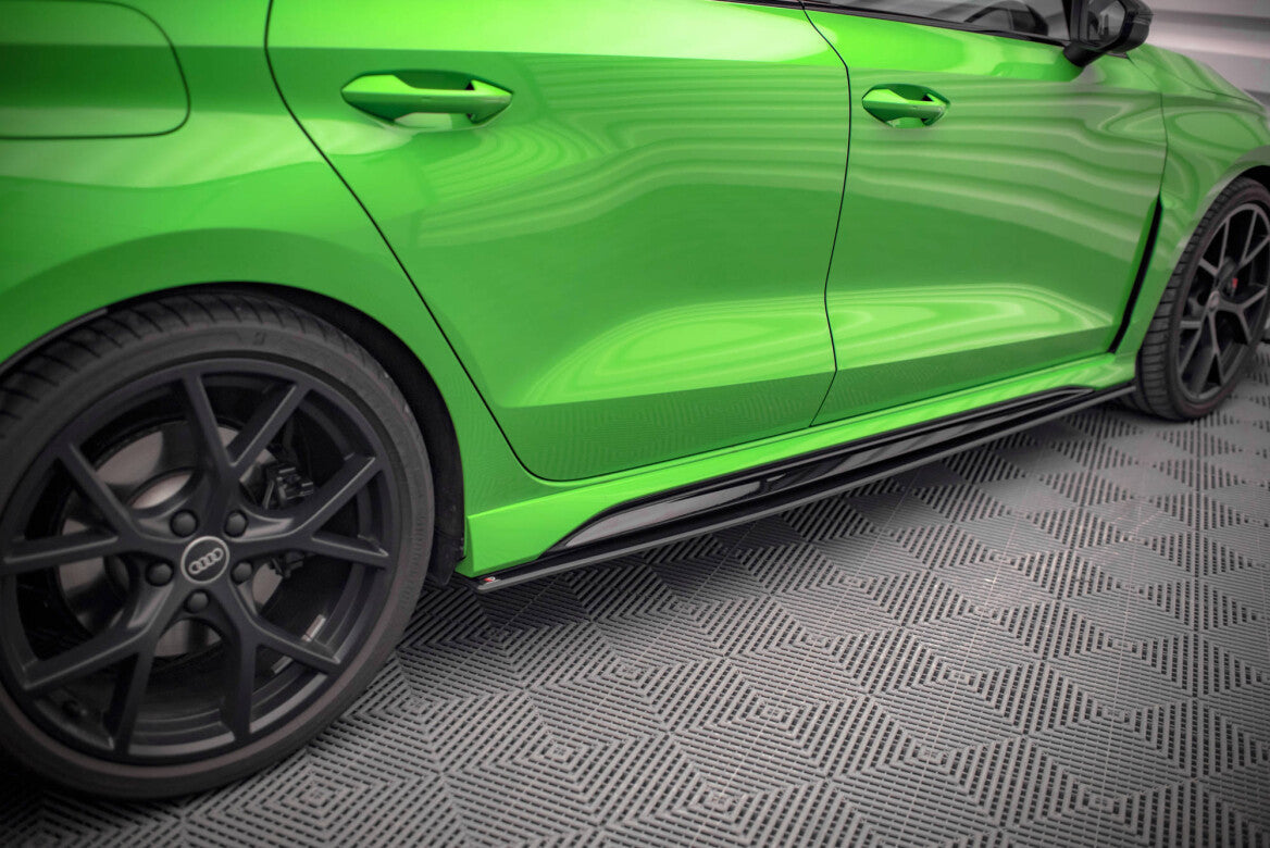 Street Pro Seitenschweller Ansatz Cup Leisten für Audi RS3 8Y Limousine - Aerowerk.