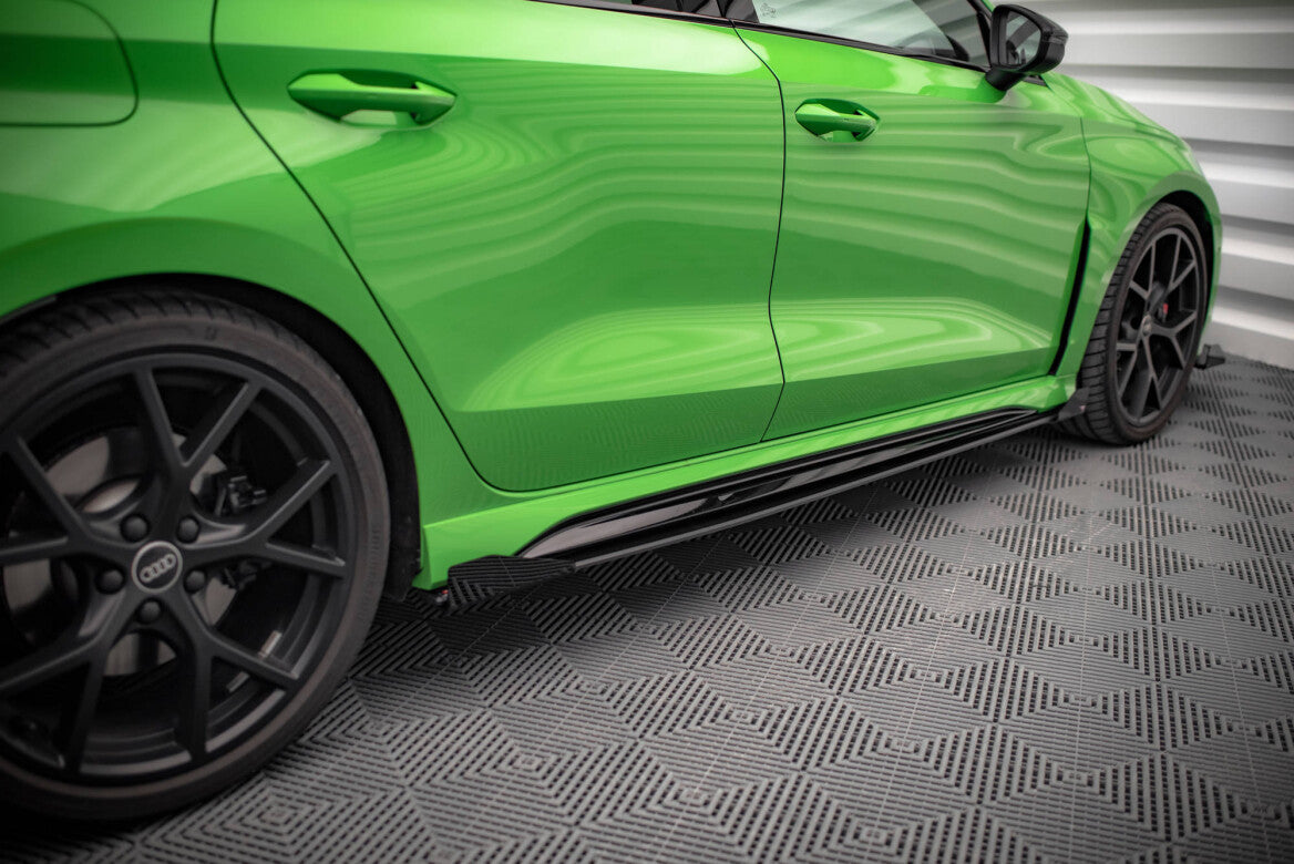 Street Pro Seitenschweller Ansatz Cup Leisten für Audi RS3 8Y Limousine - Aerowerk.